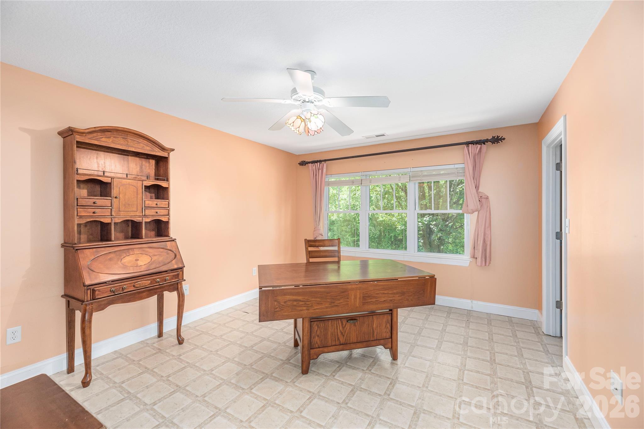 Single Family Residence at 41 Little Fox Lane, Fletcher, photo 26 of 42