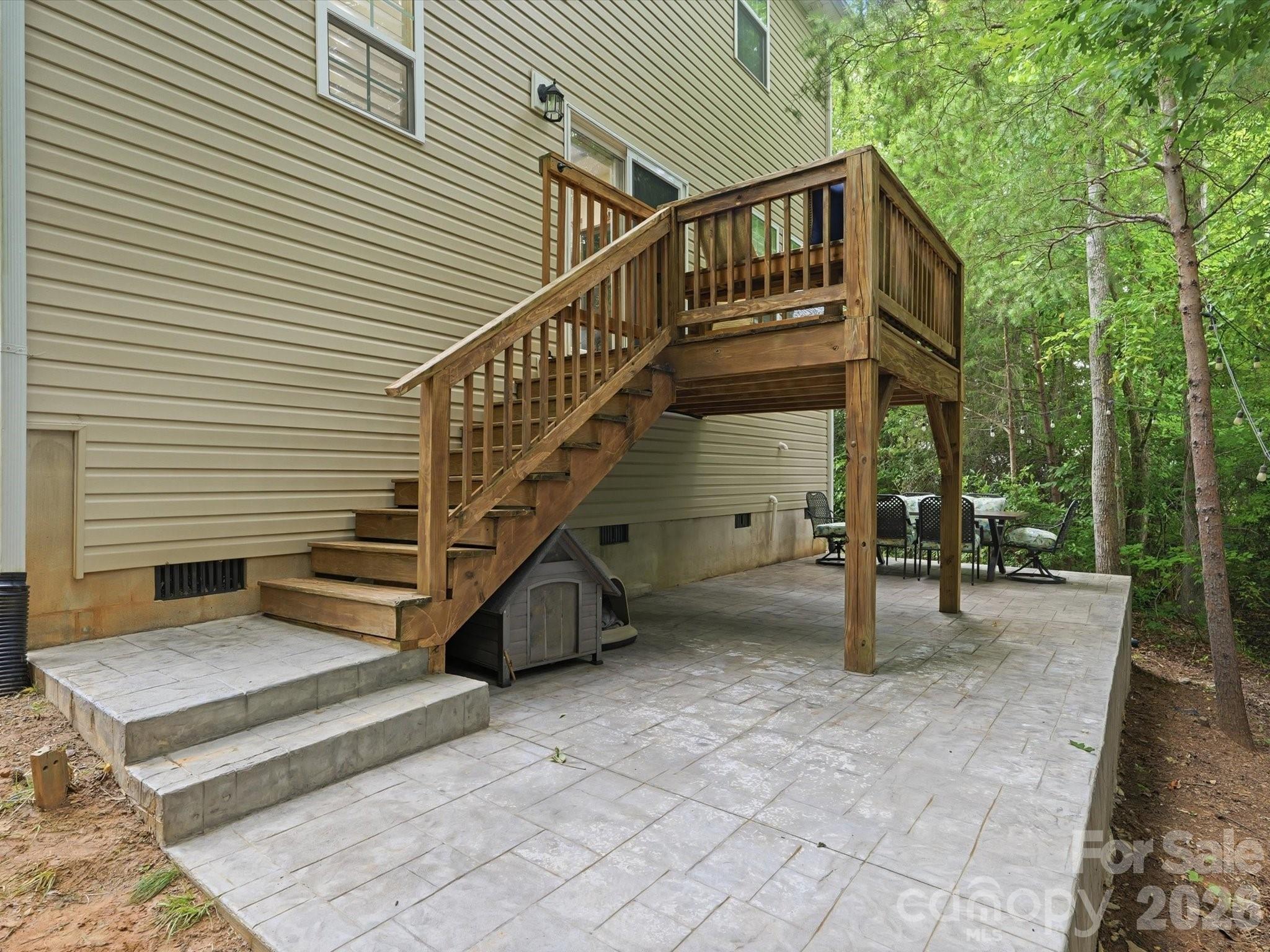 Single Family Residence at 1566 Glenbar Court, Clover, photo 6 of 48