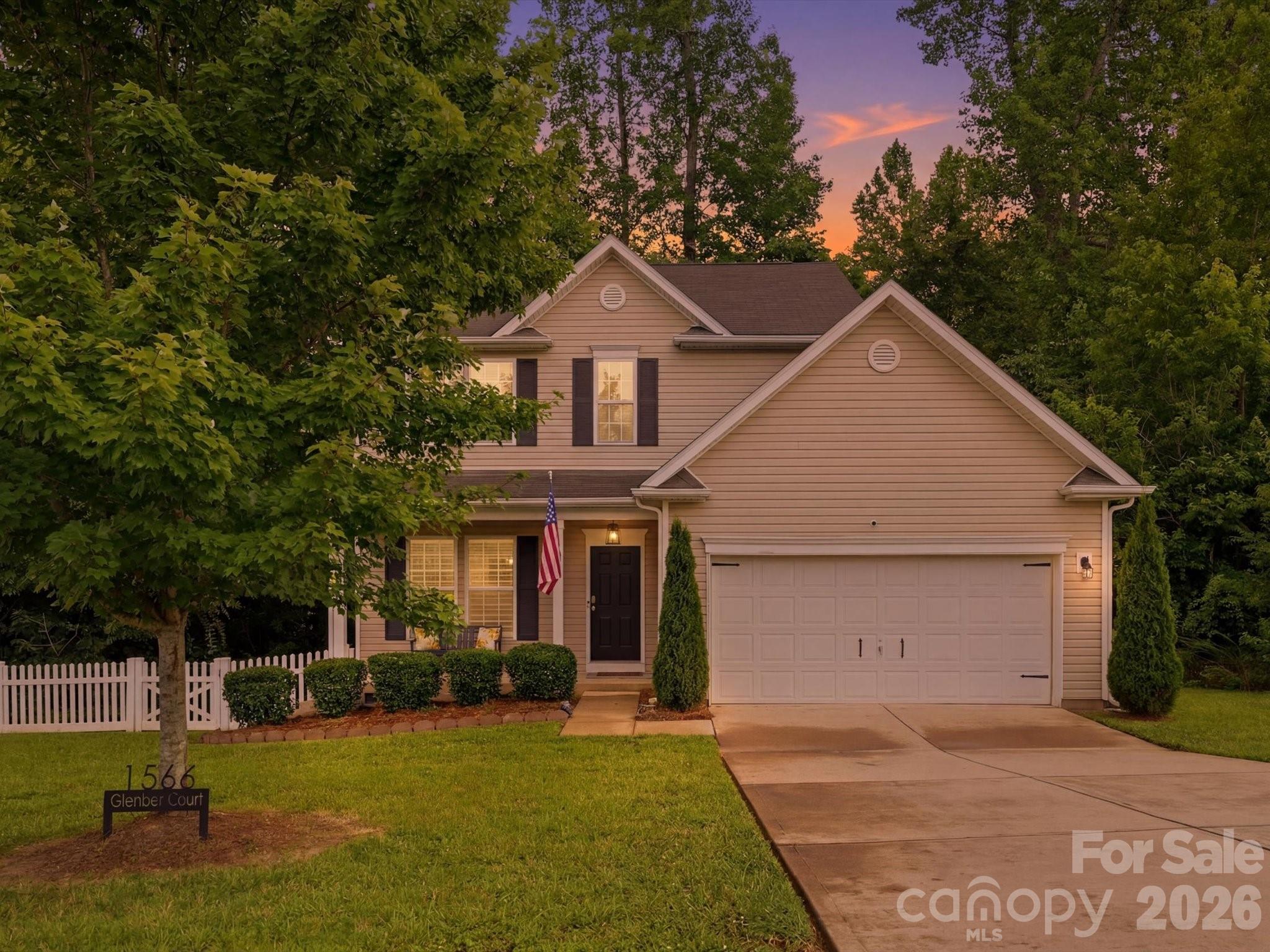 Single Family Residence at 1566 Glenbar Court, Clover, photo 42 of 48