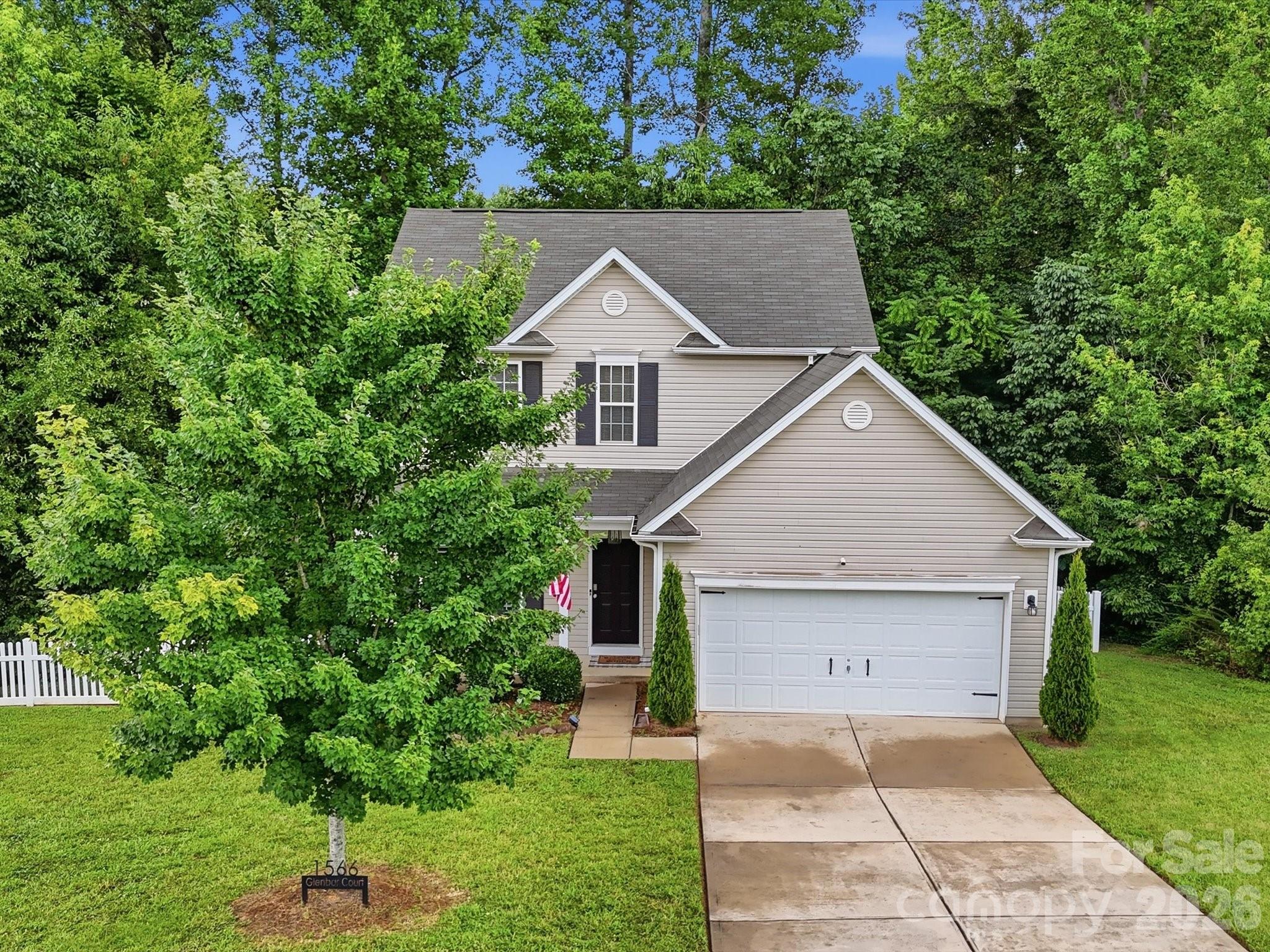 Single Family Residence at 1566 Glenbar Court, Clover, photo 43 of 48