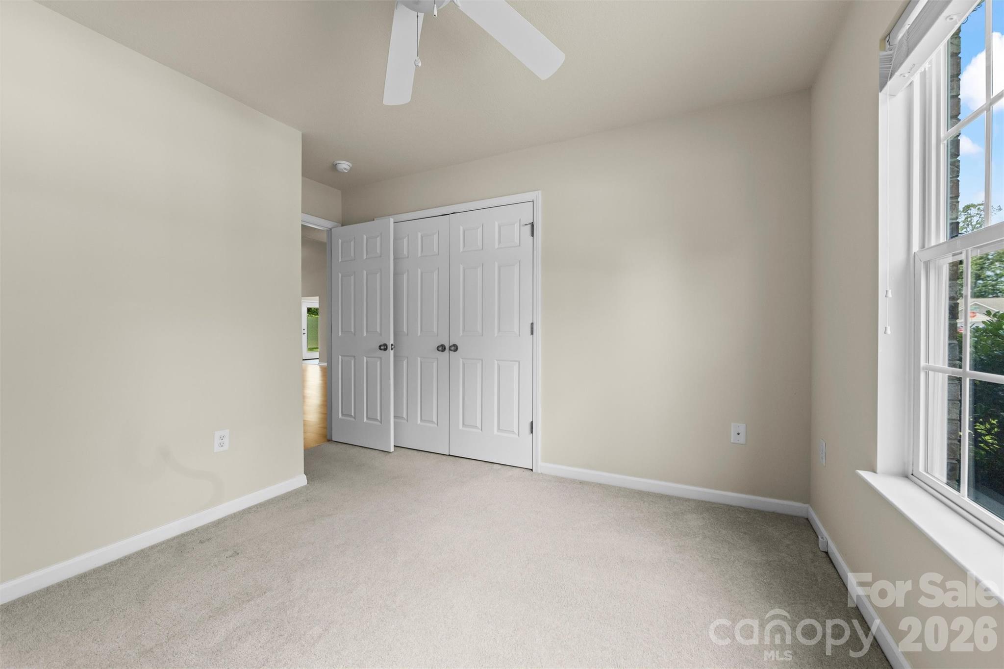 Guest Room - 58 Lilac Fields Way, Arden