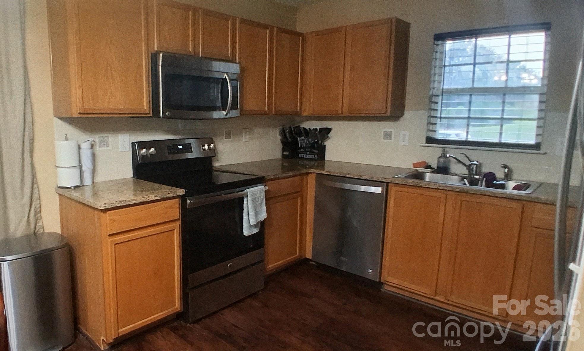 Kitchen - 1148 Crowders Woods Drive, Gastonia