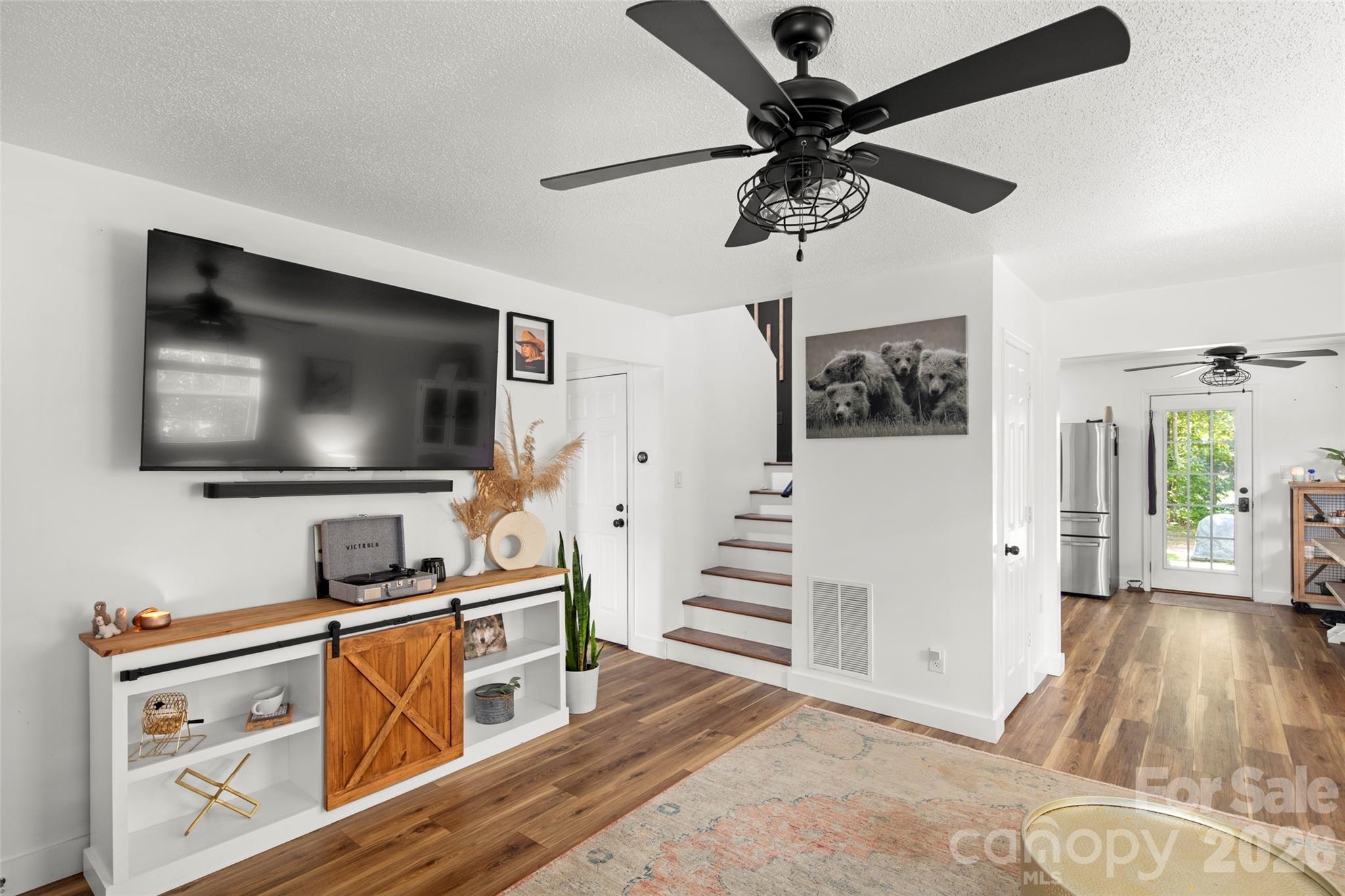 Single Family Residence at 354 Boulder View Drive, Flat Rock, photo 9 of 38
