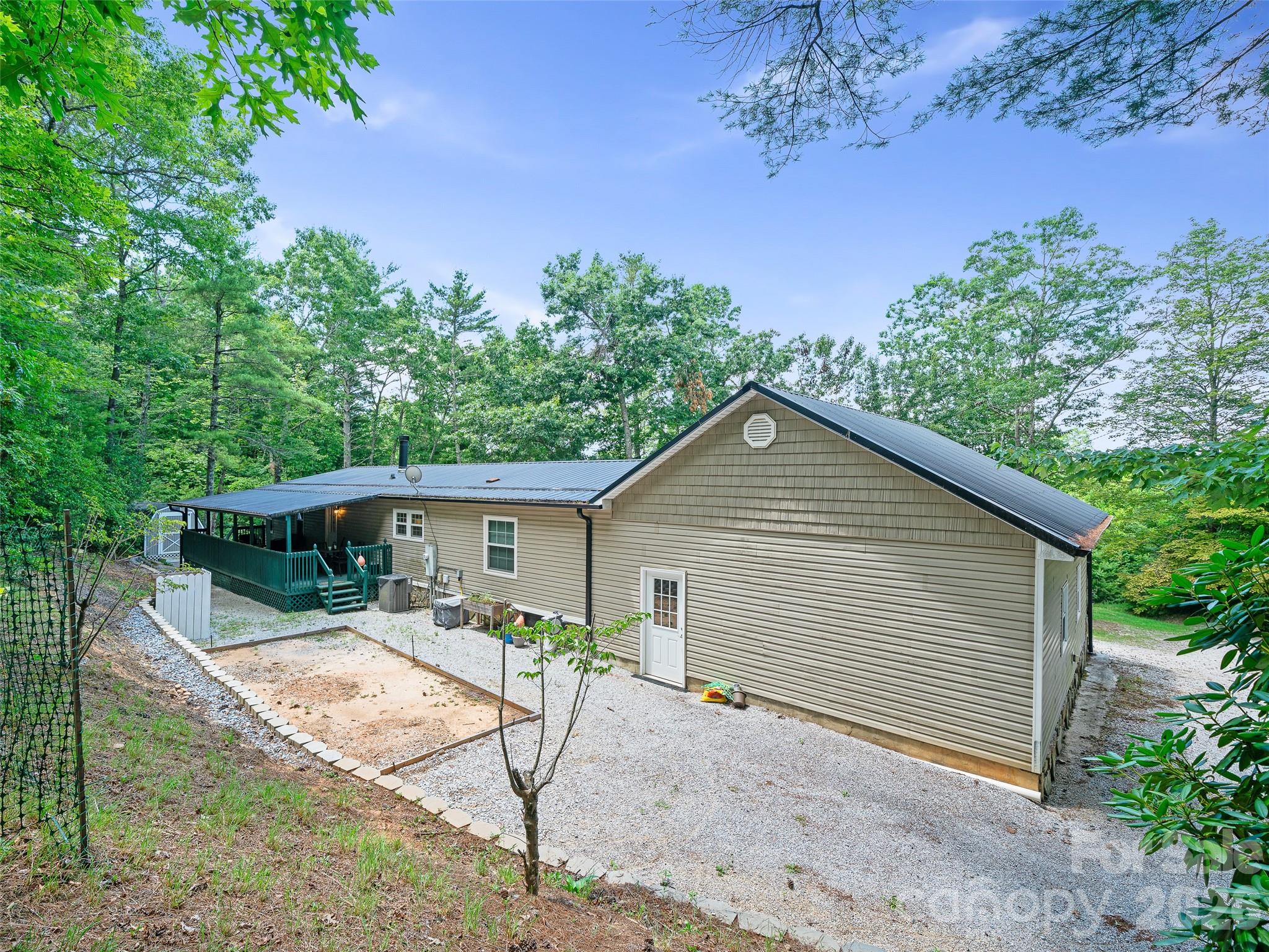 back view - 201 Franklin Village Road, Spruce Pine