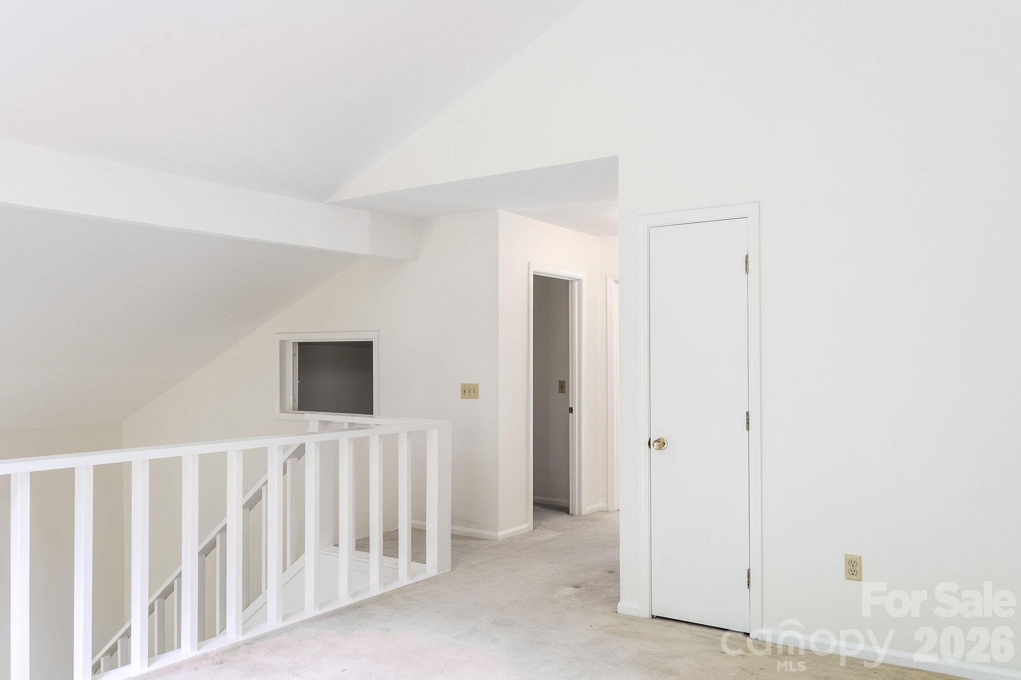 Condominium at 17 Knoll Drive, Columbus, photo 17 of 31