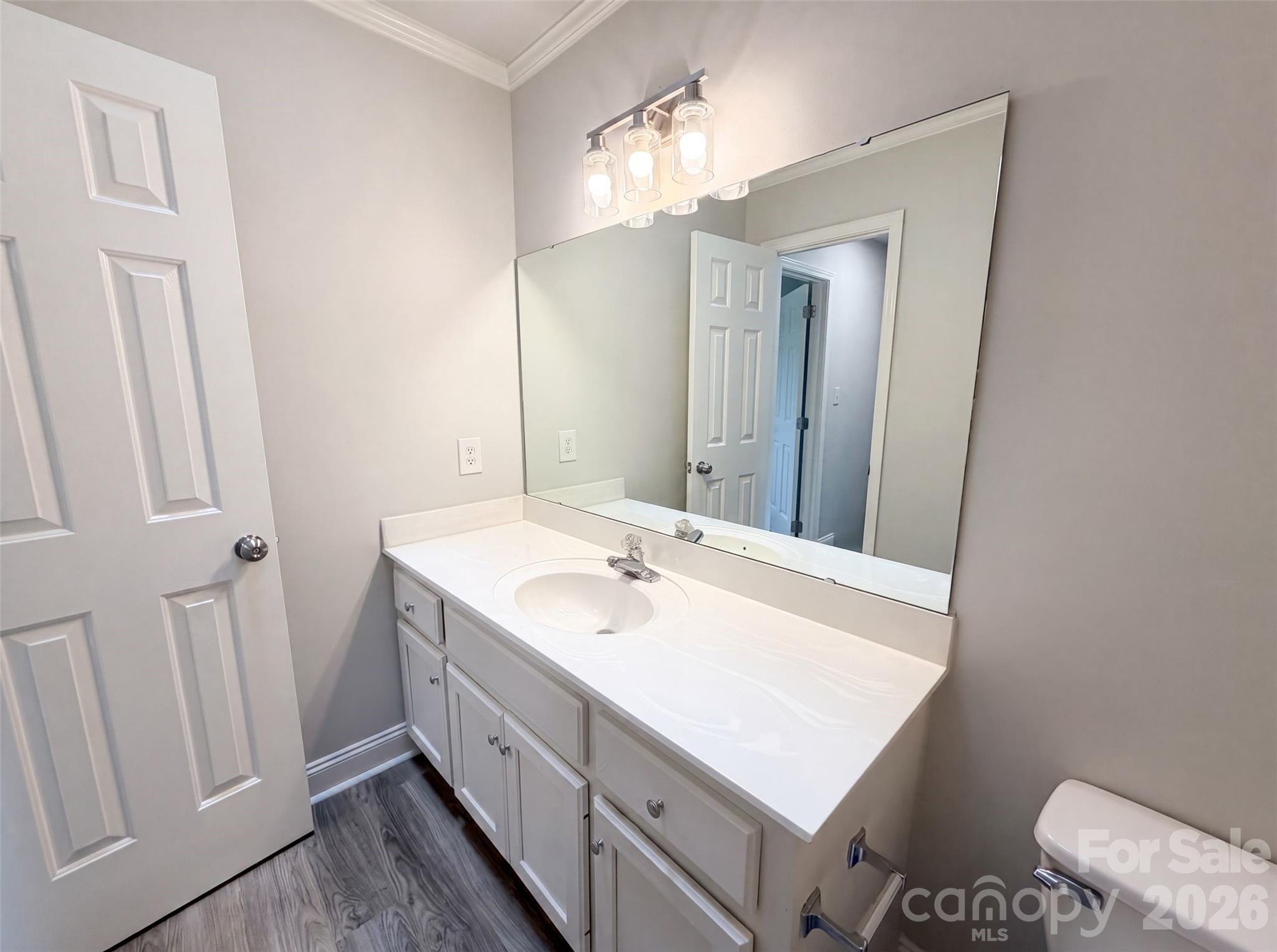 Single Family Residence at 212 Timberlane Drive, Belmont, photo 17 of 21