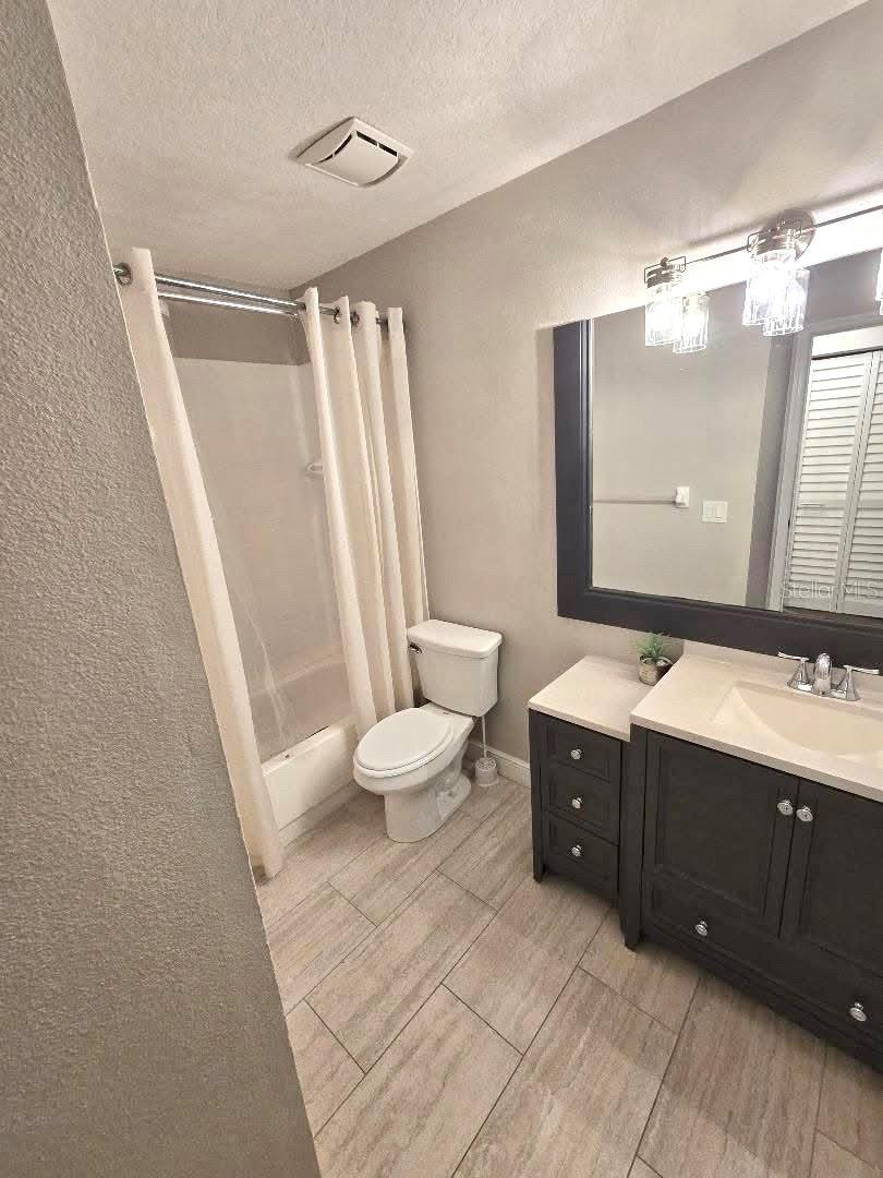 Condominium at 7910 HARDWICK DR #713, NEW PORT RICHEY, photo 15 of 33