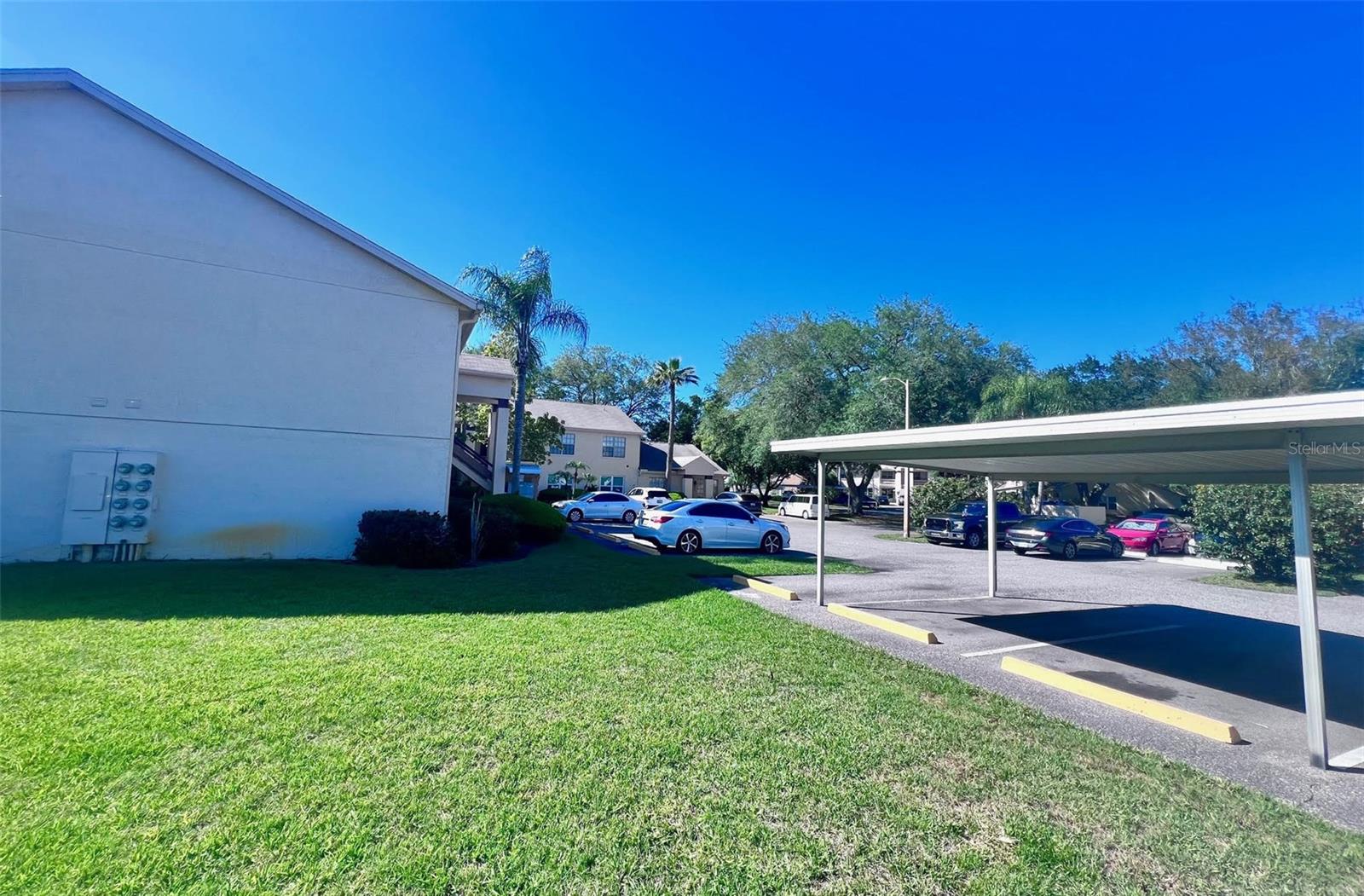 Condominium at 7828 HARDWICK DR #927, NEW PORT RICHEY, photo 4 of 43