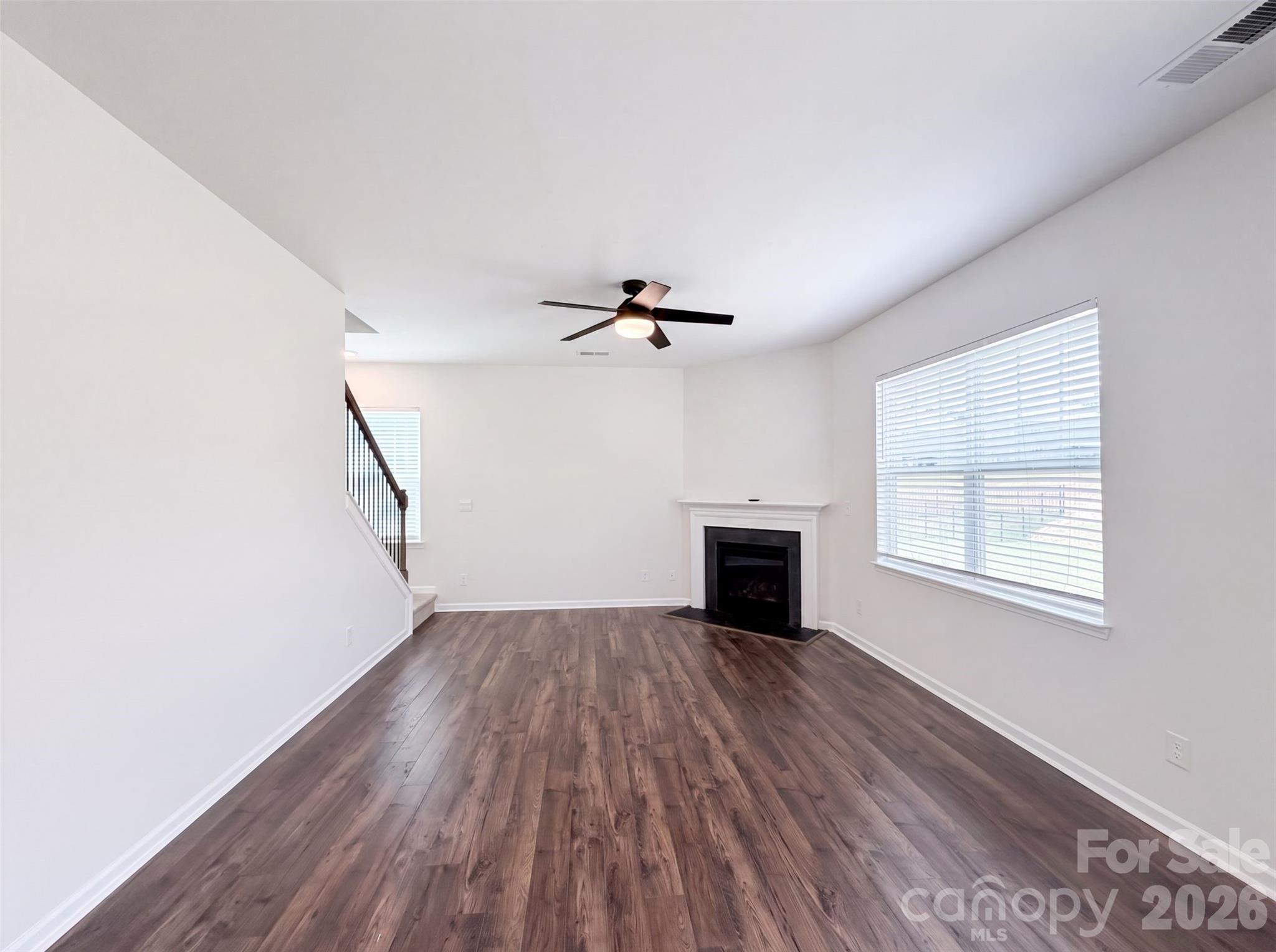 Single Family Residence at 115 Spring Hall Drive, Troutman, photo 3 of 16