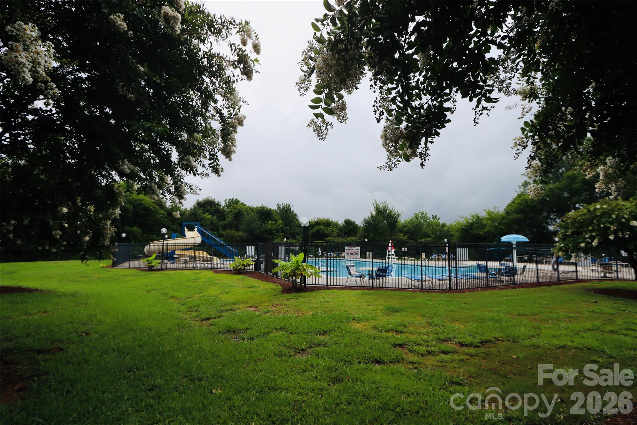 Community pool - 3586 Larkhaven Avenue SW, Concord