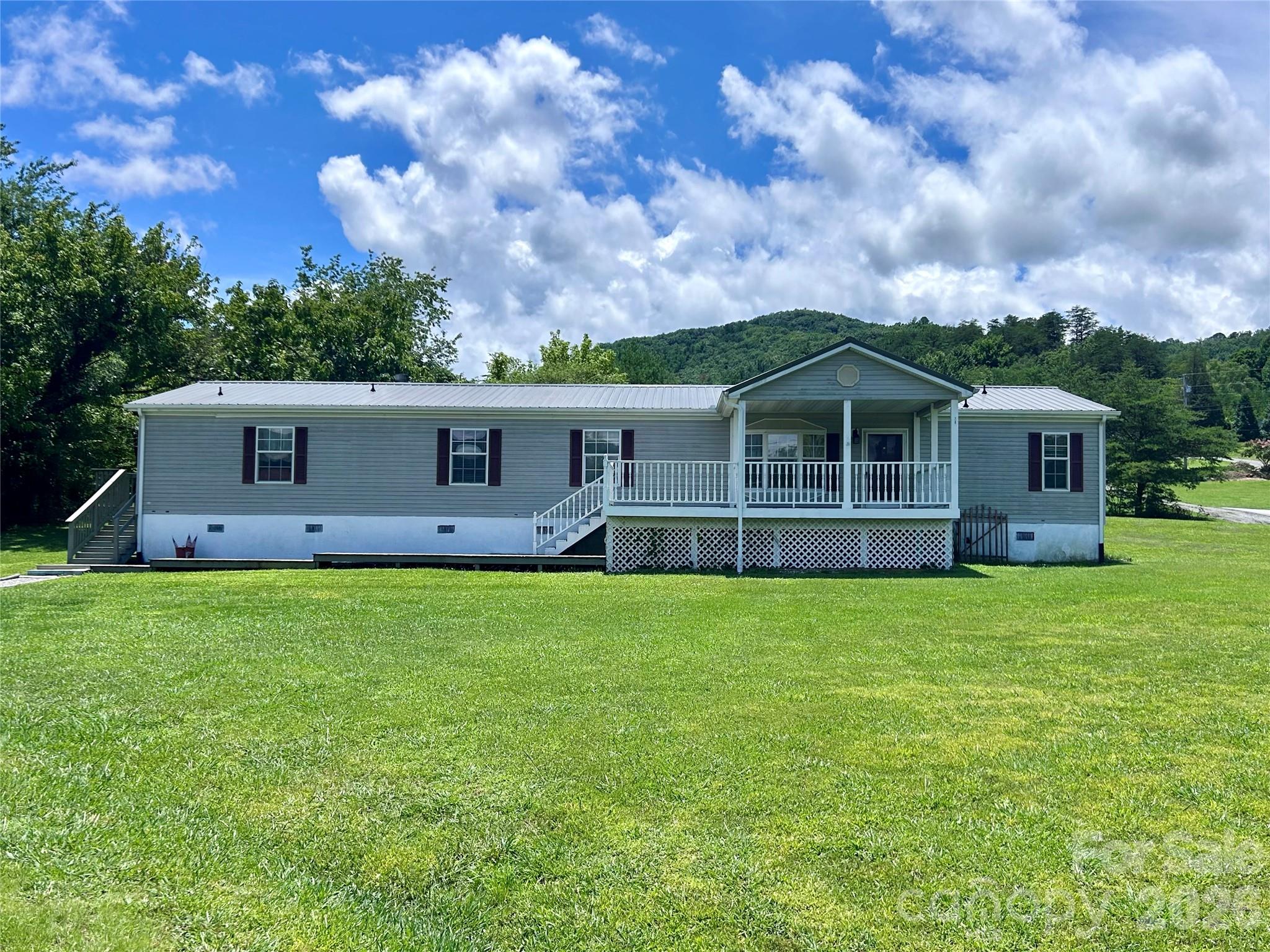 755 Fairview Loop