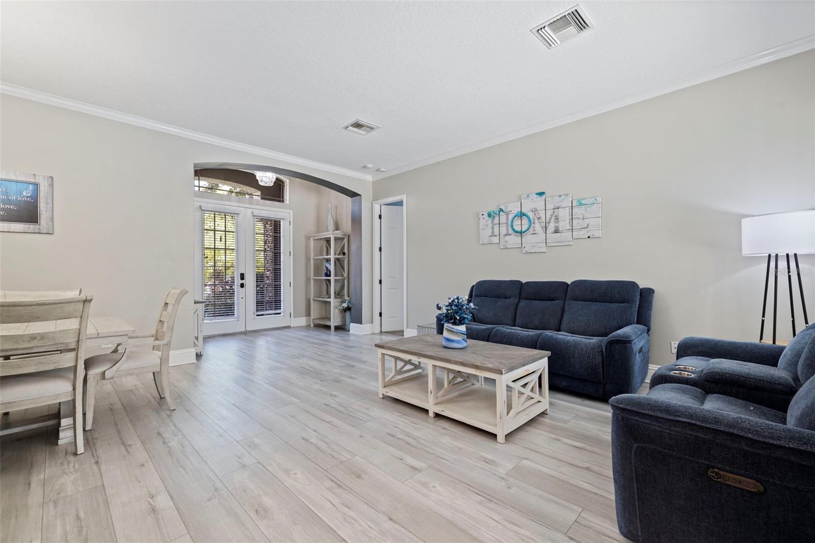 Single Family Residence at 11508 OYSTER BAY CIR, NEW PORT RICHEY, photo 11 of 81