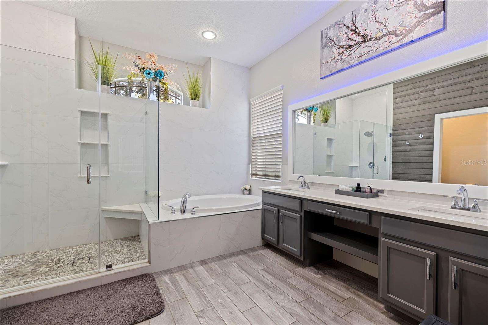 Peimary En-Suite - 11508 OYSTER BAY CIR, NEW PORT RICHEY