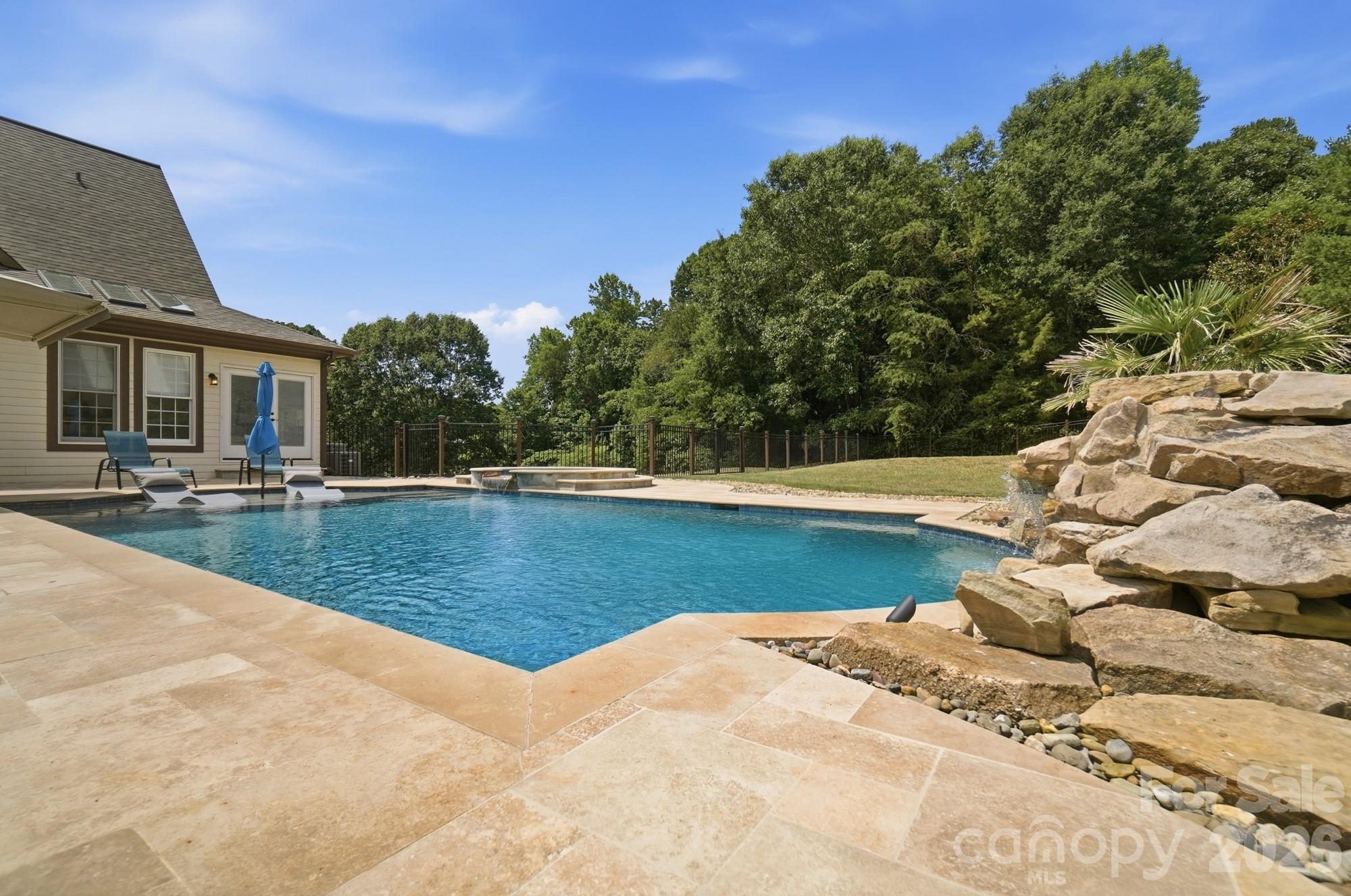 Single Family Residence at 211 Winthrow Creek Road, Mooresville, photo 13 of 48