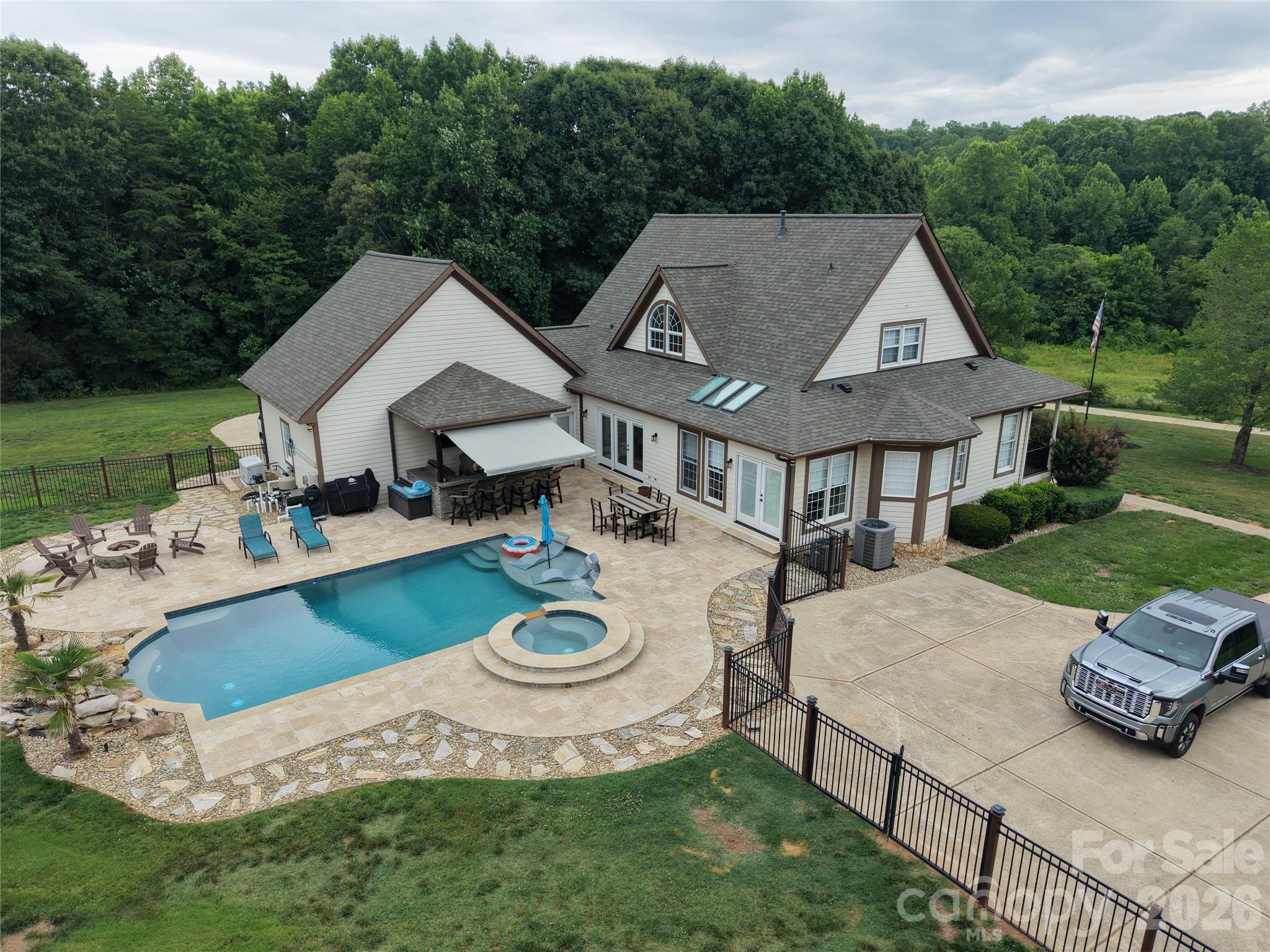 Single Family Residence at 211 Winthrow Creek Road, Mooresville, photo 14 of 48