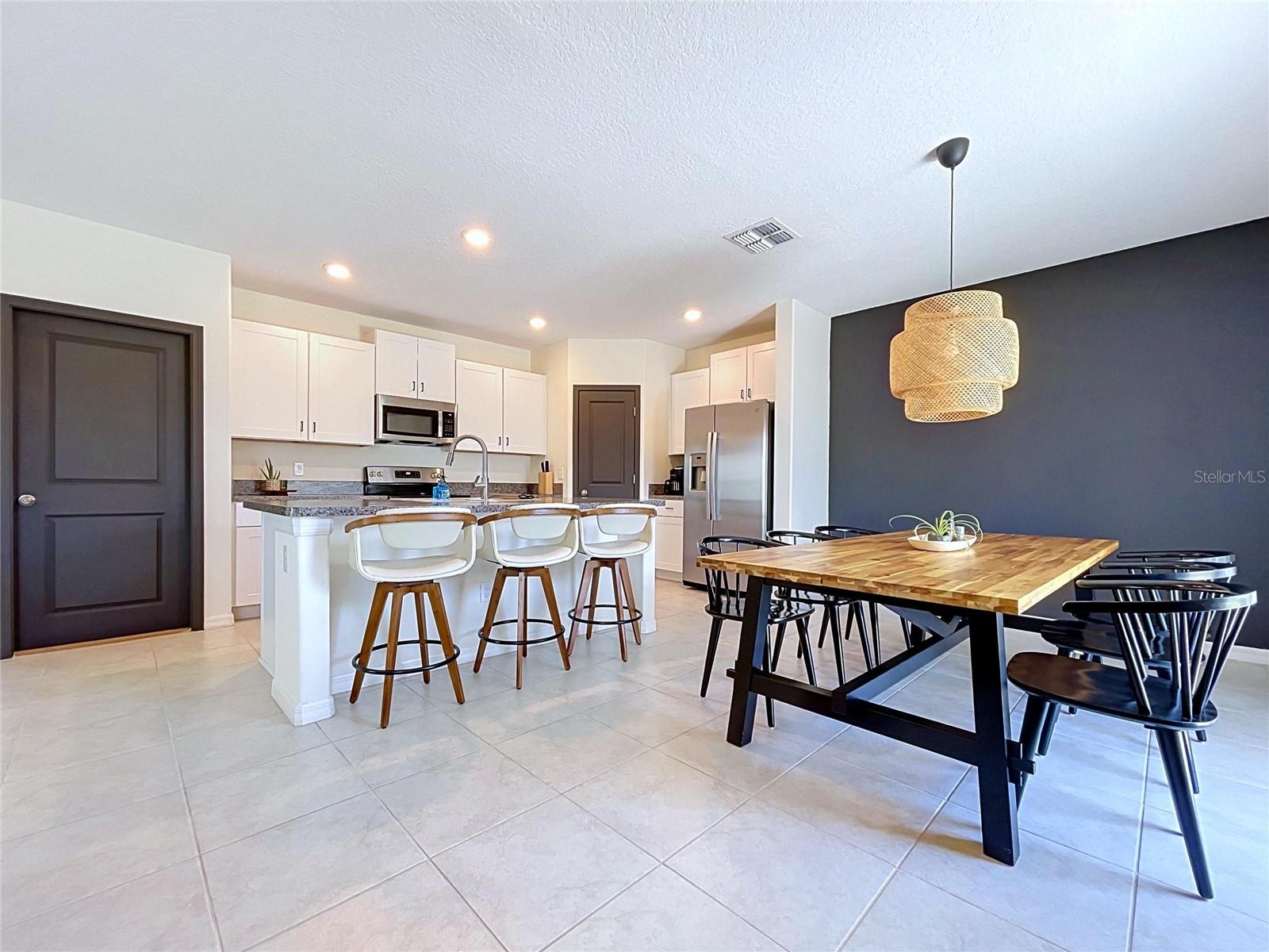 Single Family Residence at 6131 SPRING CRAYFISH AVE, NEW PORT RICHEY, photo 5 of 39
