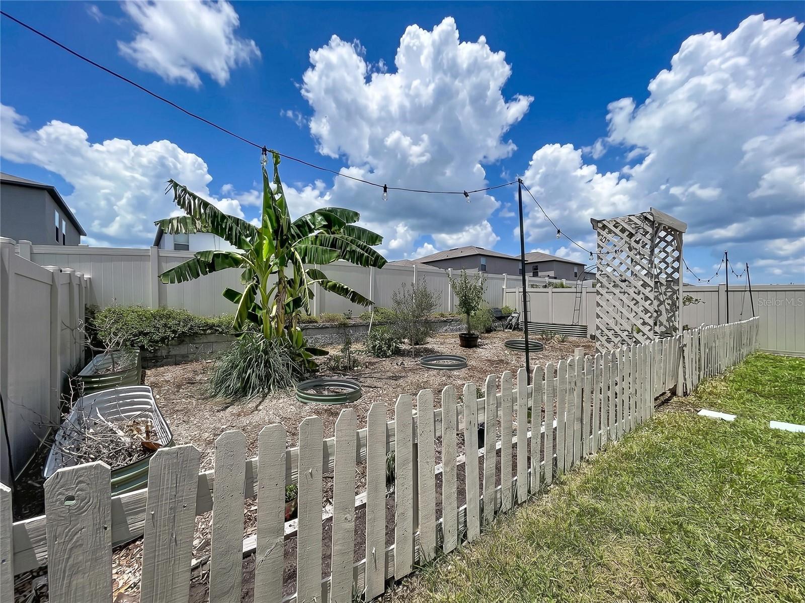 Single Family Residence at 6131 SPRING CRAYFISH AVE, NEW PORT RICHEY, photo 29 of 39