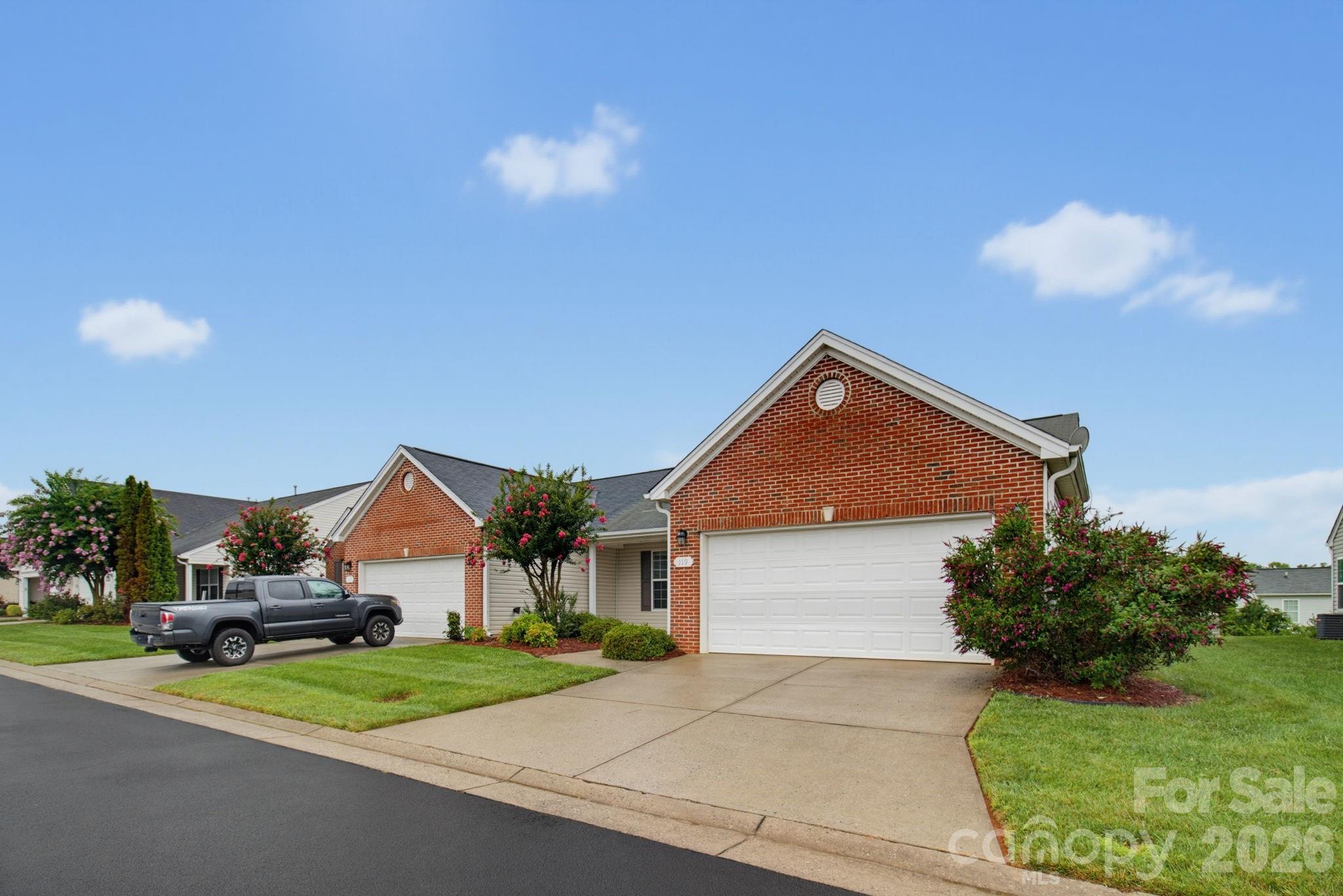 Townhouse at 119 Maryland Drive, Thomasville, photo 4 of 29