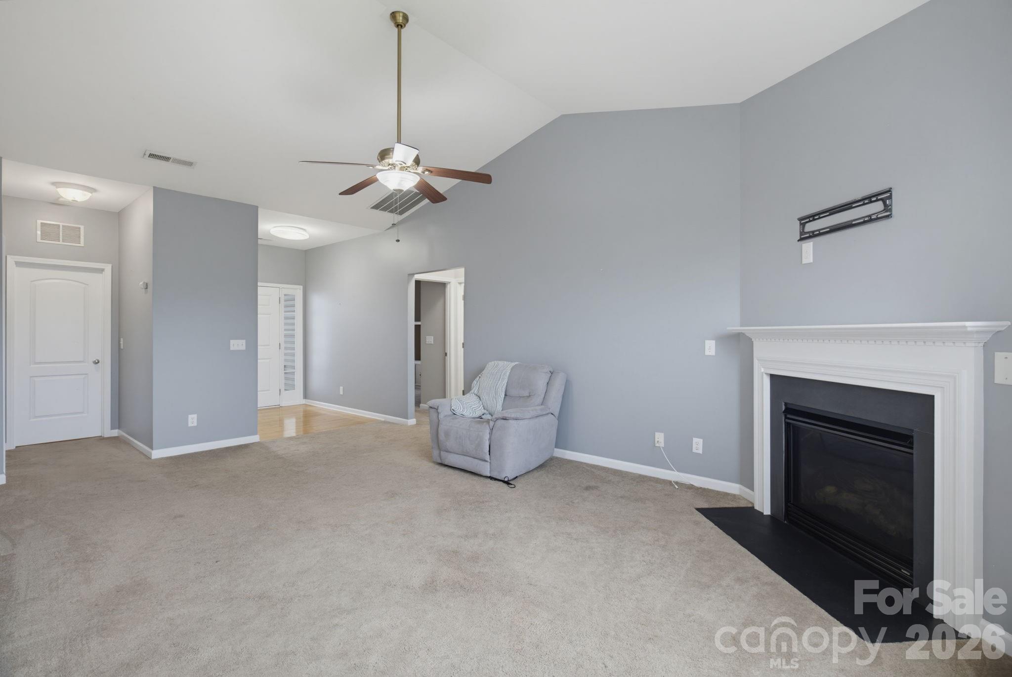 Townhouse at 119 Maryland Drive, Thomasville, photo 9 of 29