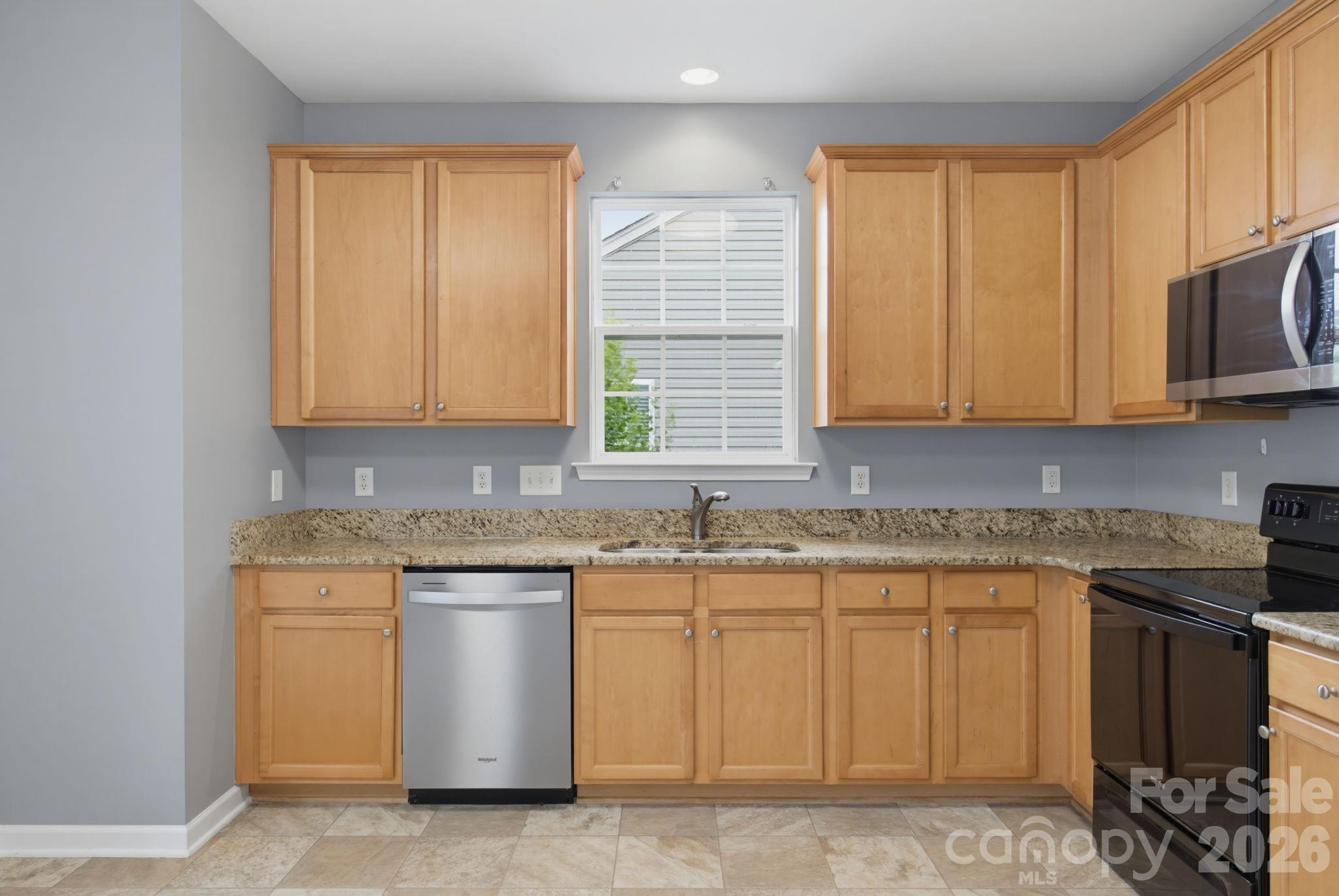 Townhouse at 119 Maryland Drive, Thomasville, photo 12 of 29