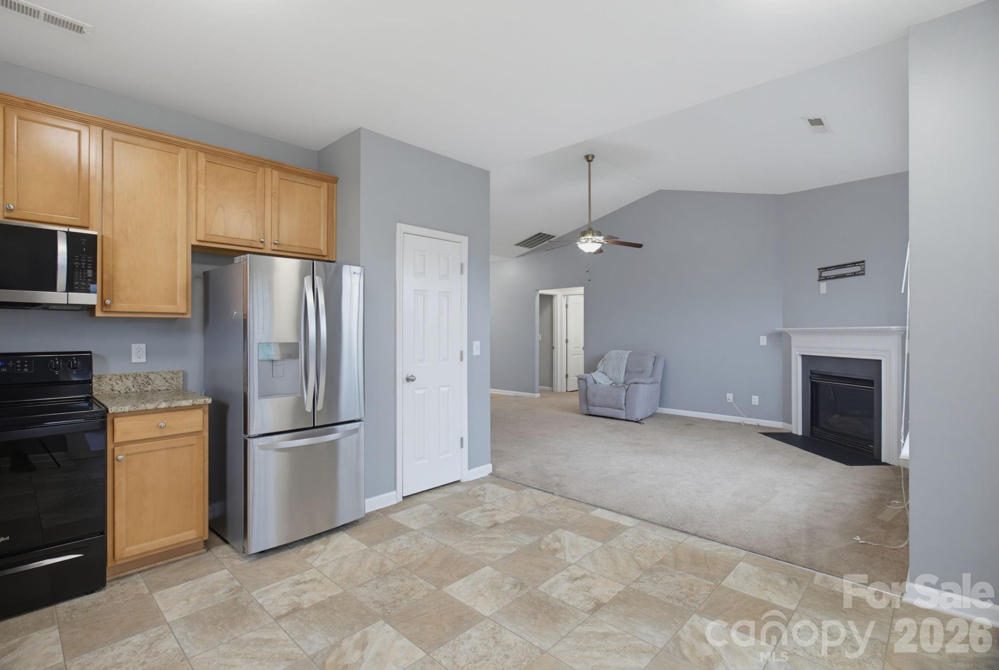 Townhouse at 119 Maryland Drive, Thomasville, photo 14 of 29