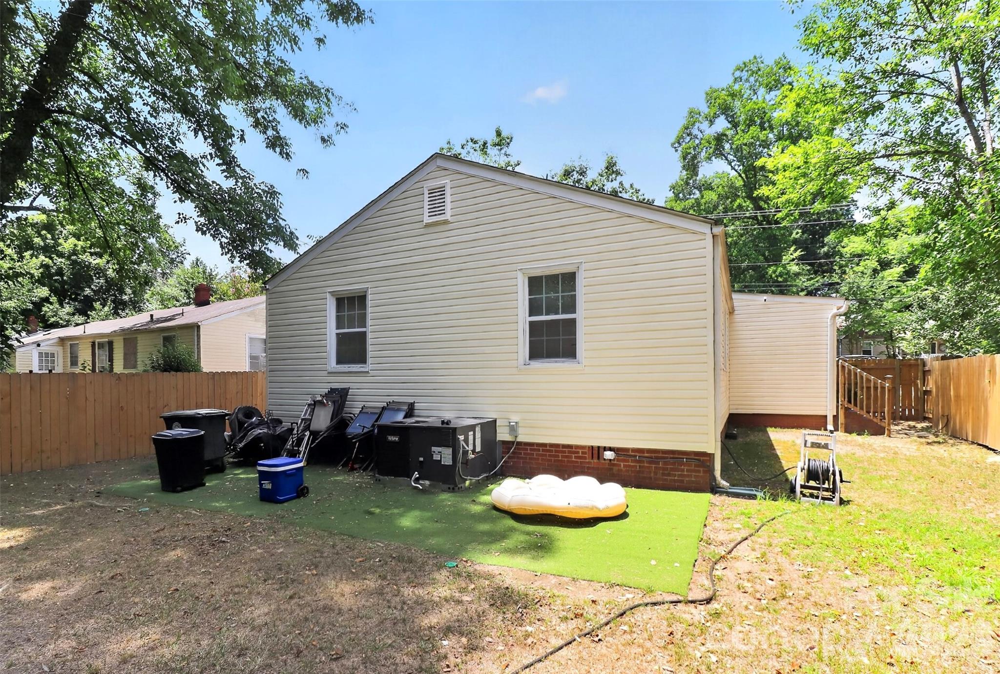 Single Family Residence at 1336 Parkview Circle, Salisbury, photo 28 of 32