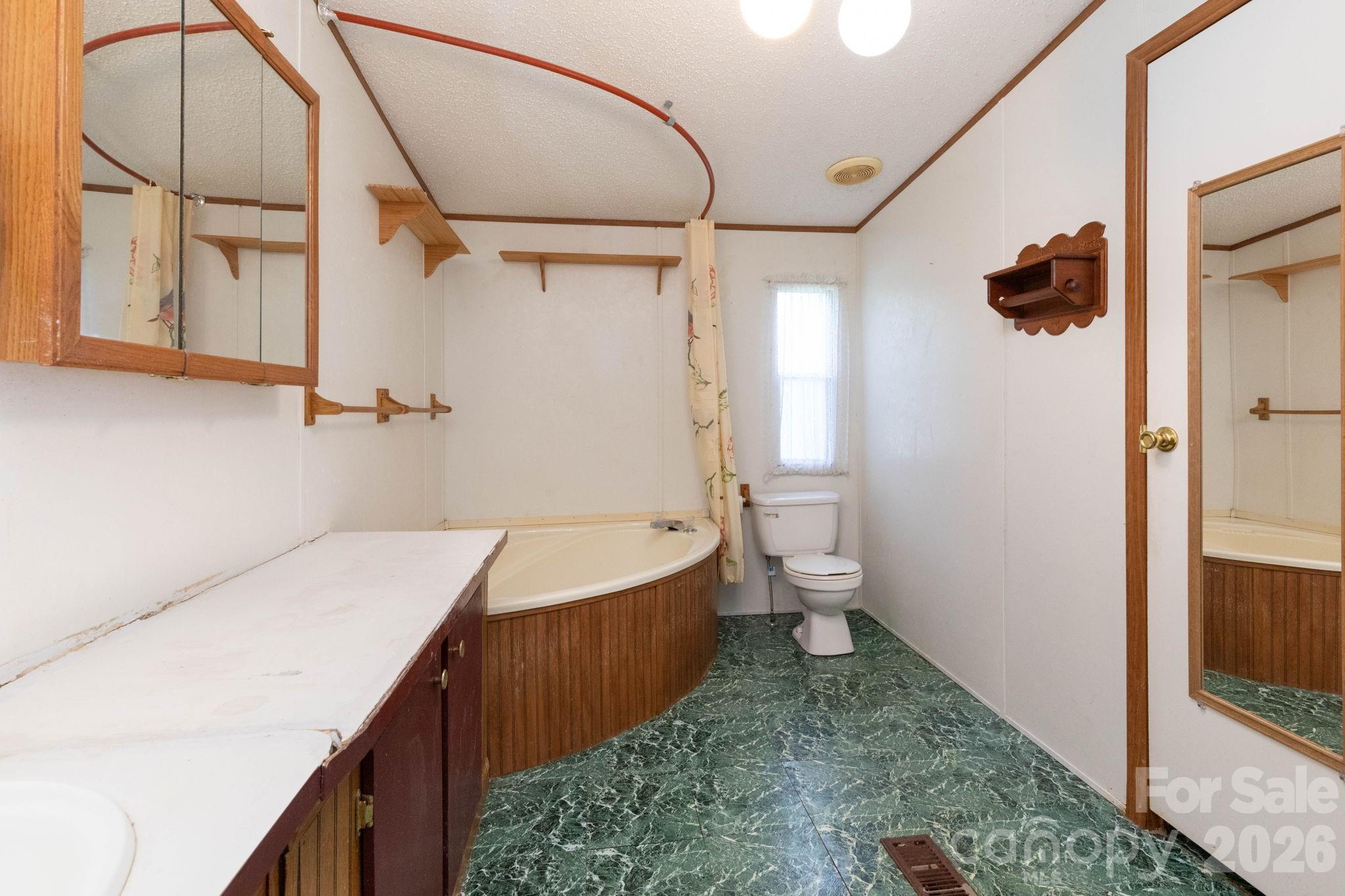 Single Family Residence at 44 Double D Drive, Flat Rock, photo 17 of 27