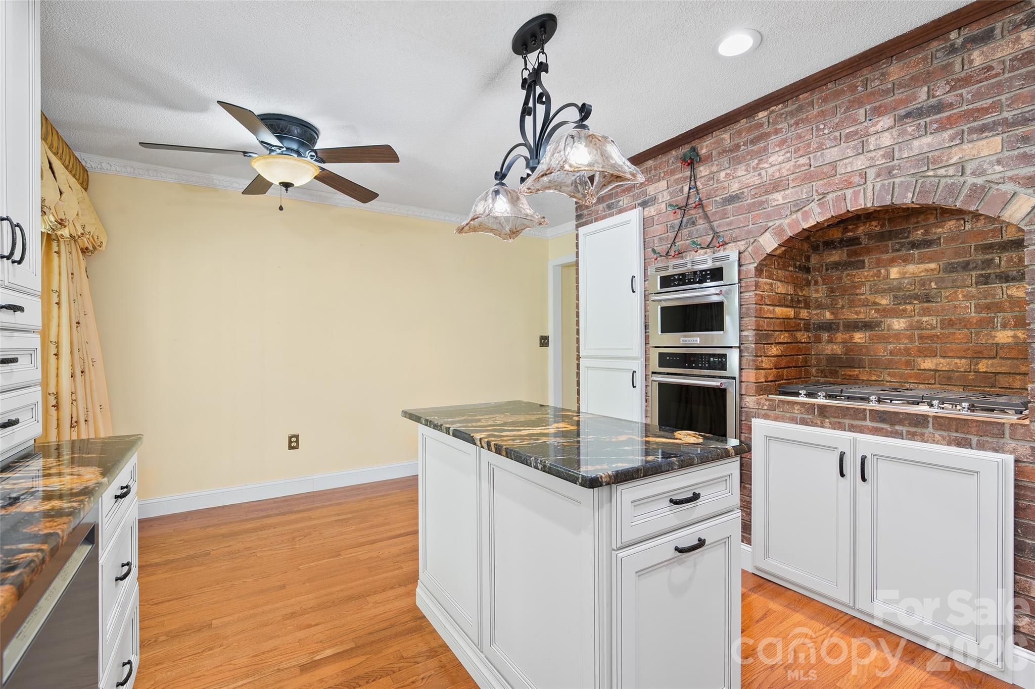 Single Family Residence at 121 Fortner Drive, Waynesville, photo 9 of 40