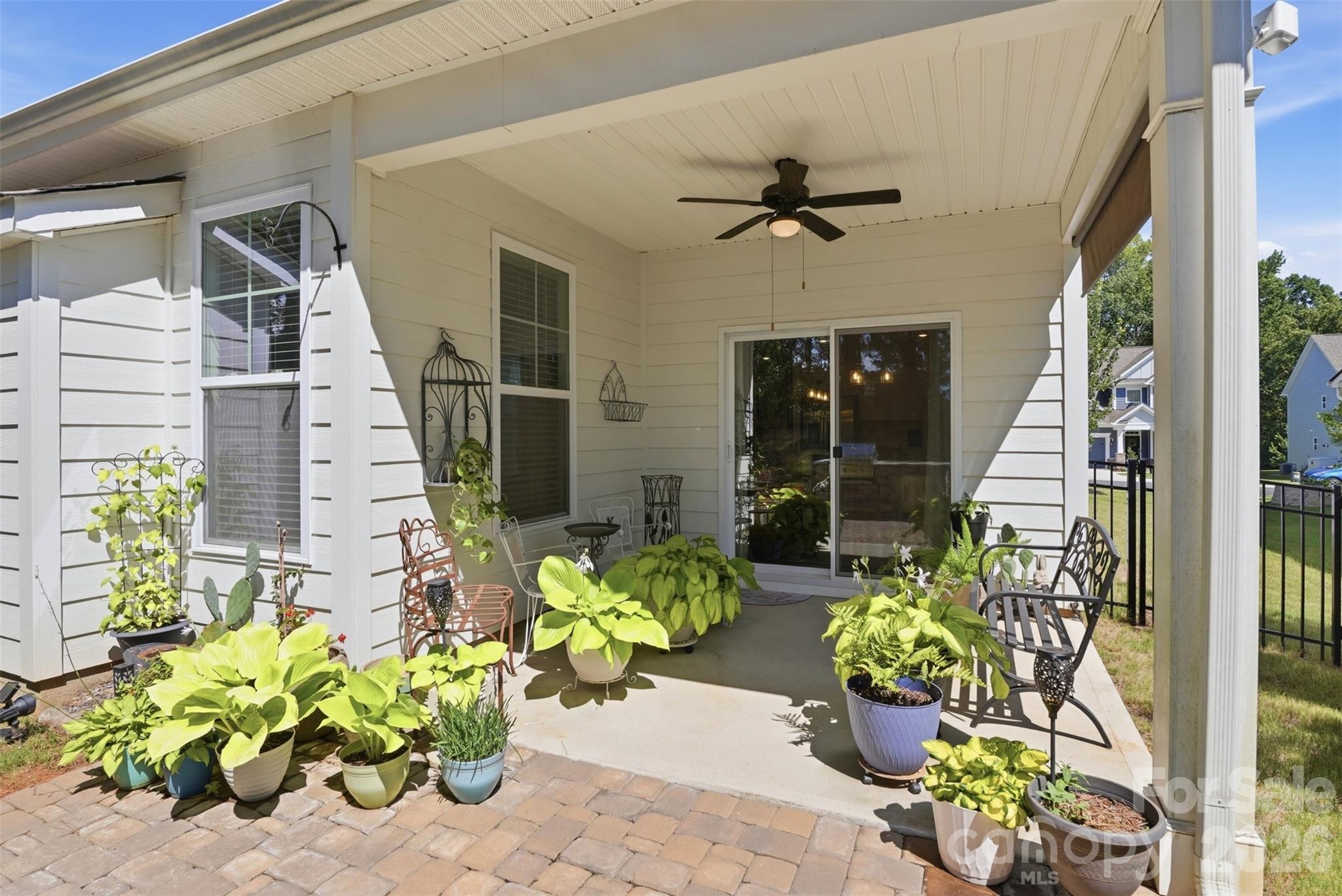 Single Family Residence at 141 Rhuidean Court, Troutman, photo 18 of 39
