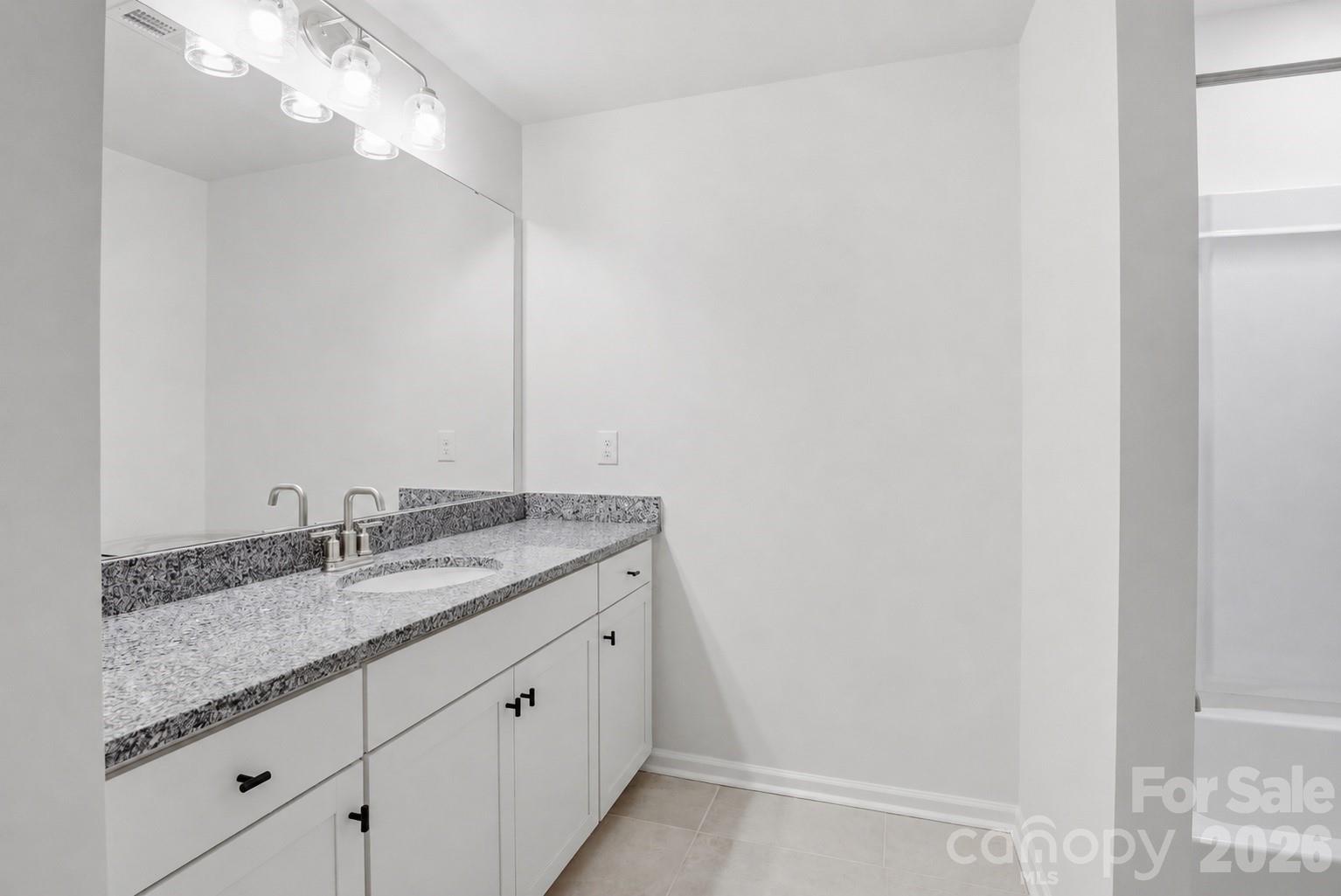 Single Family Residence at 141 Rhuidean Court, Troutman, photo 25 of 39