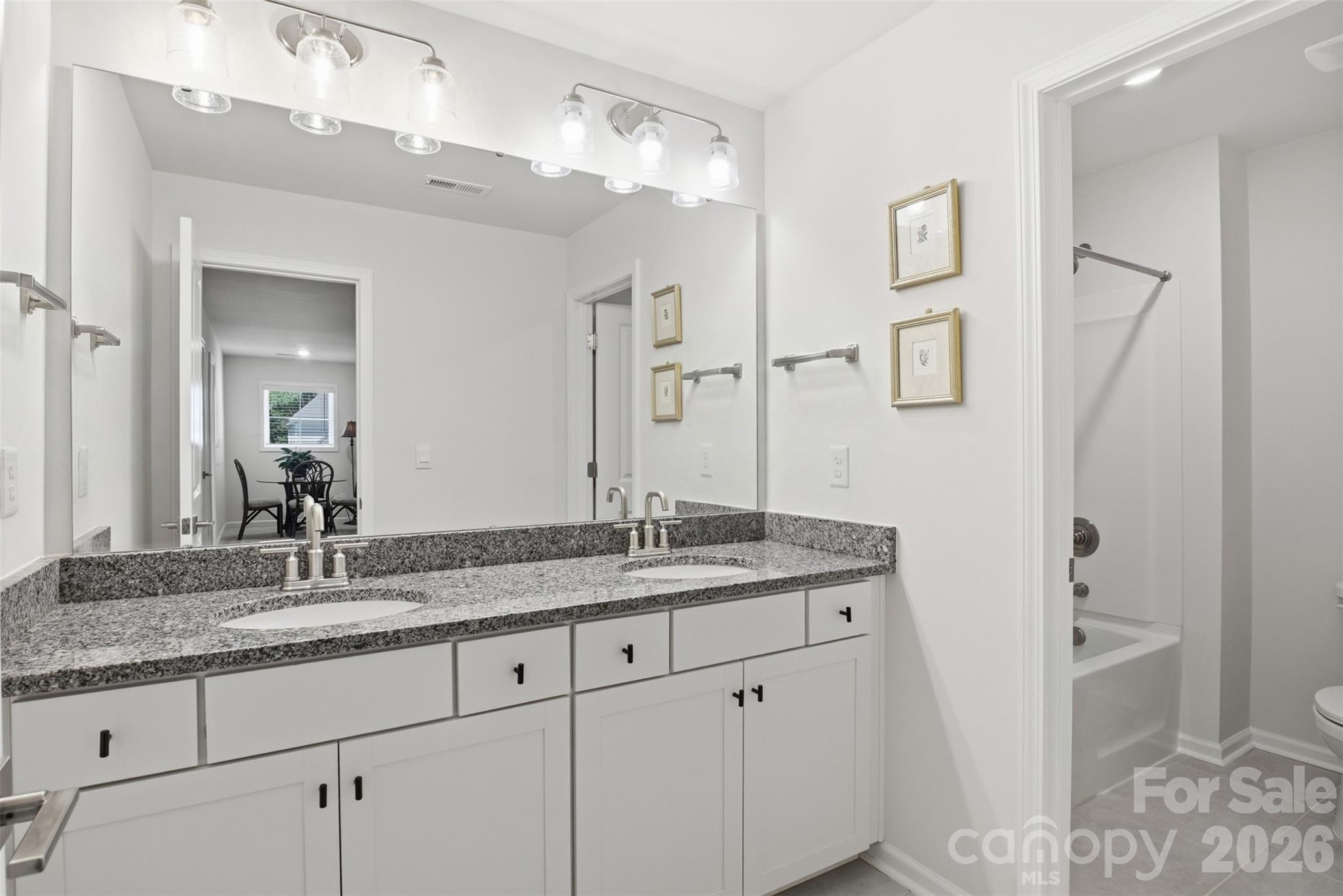 Single Family Residence at 141 Rhuidean Court, Troutman, photo 29 of 39