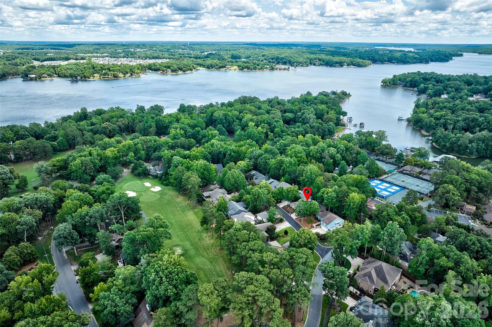 Location, location..gorgeous! - 18 Shipmaster Court, Lake Wylie