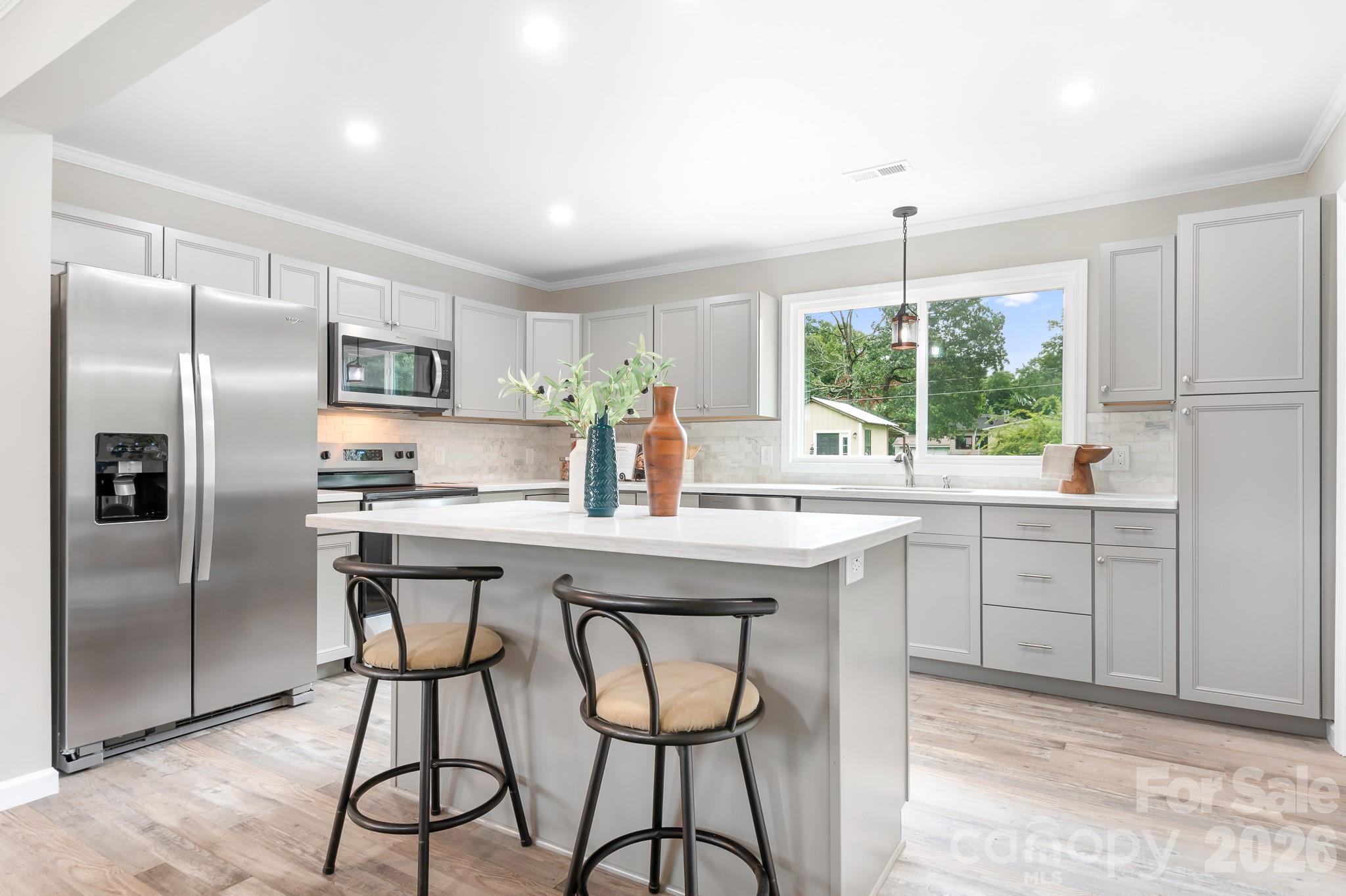 3388 Rhyne Forest Road