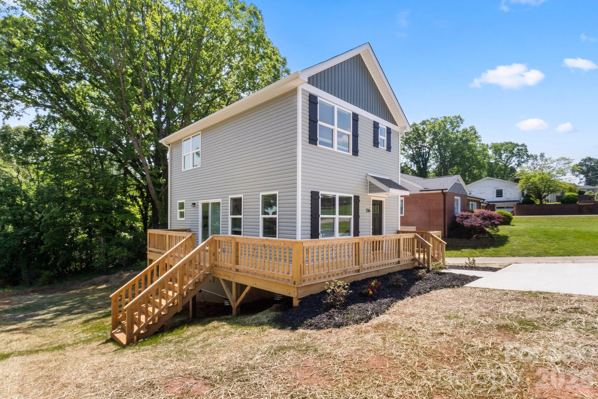 236 Elizabeth Avenue