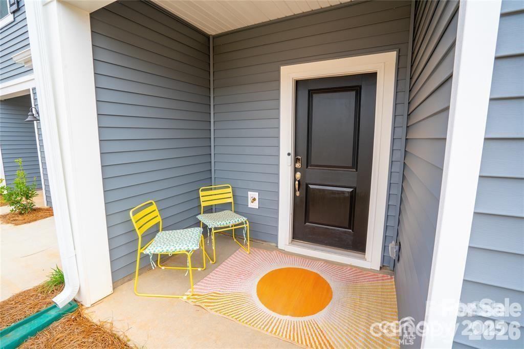 Townhouse at 508 Tayberry Lane, Fort Mill, photo 2 of 18