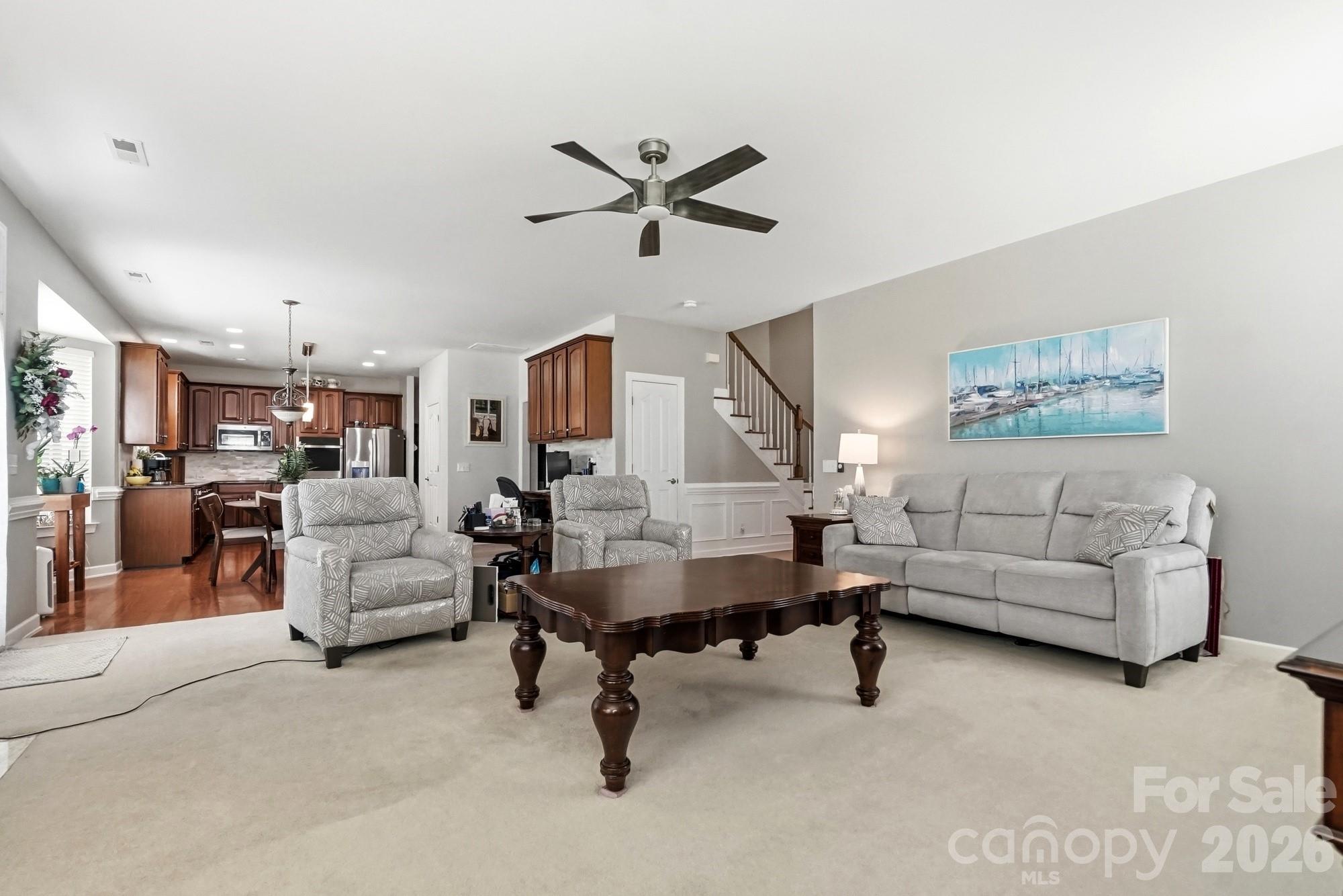 Single Family Residence at 1111 Applegate Parkway, Waxhaw, photo 2 of 31