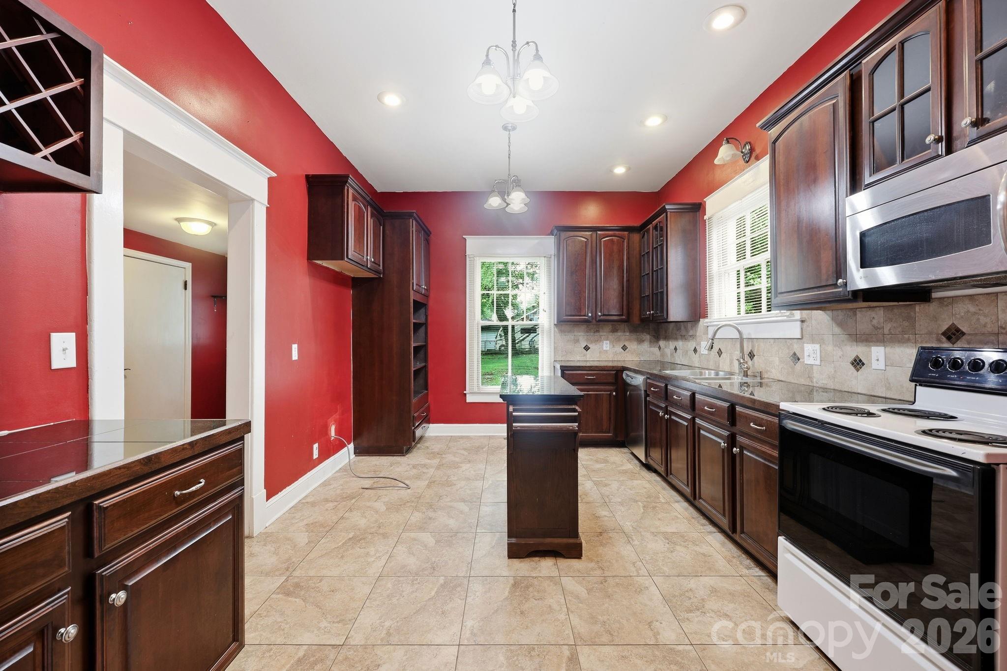 Single Family Residence at 117 Wiley Avenue, Salisbury, photo 7 of 45