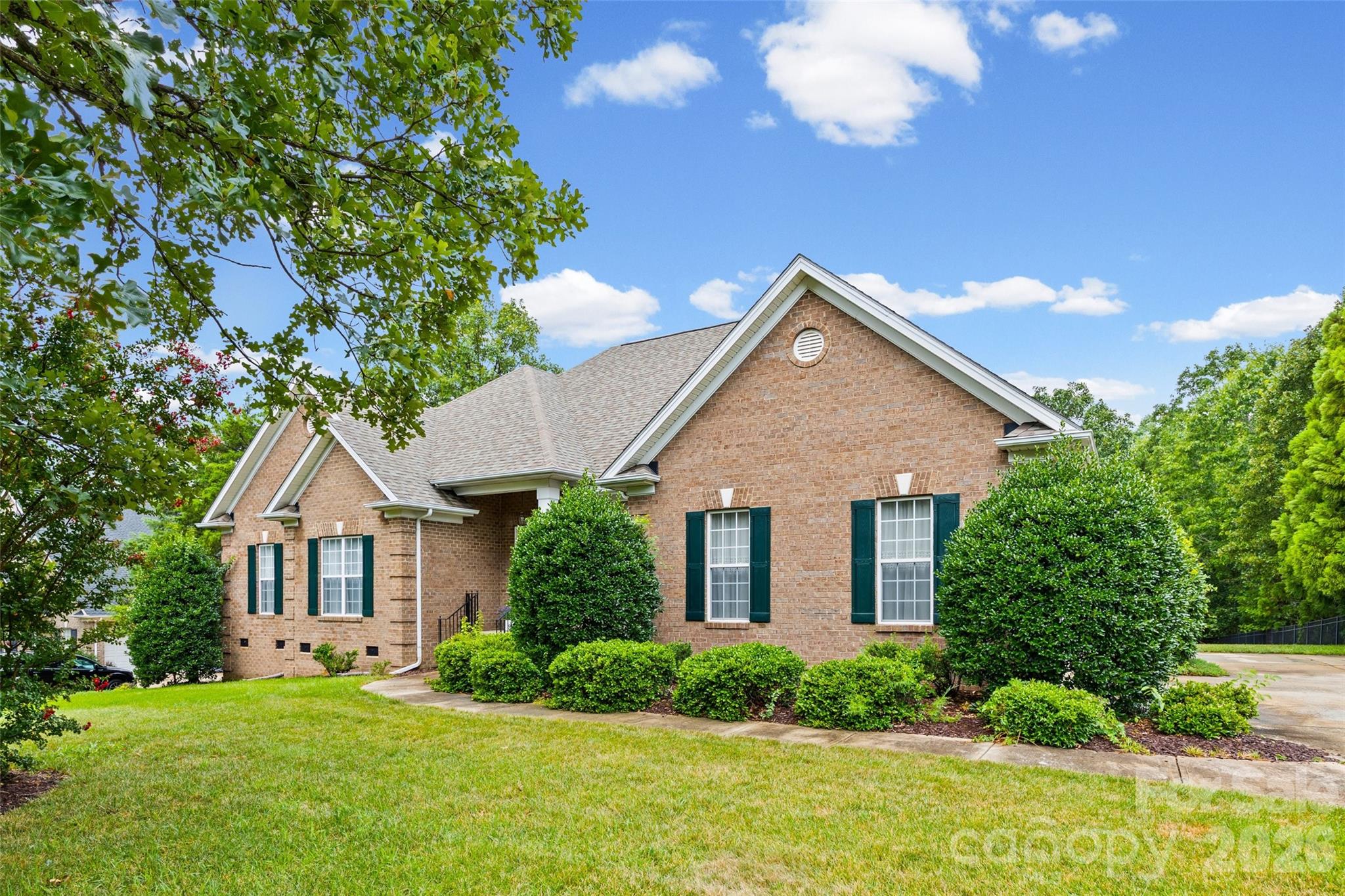 Single Family Residence at 8809 Nellie Lane, Waxhaw, photo 4 of 44
