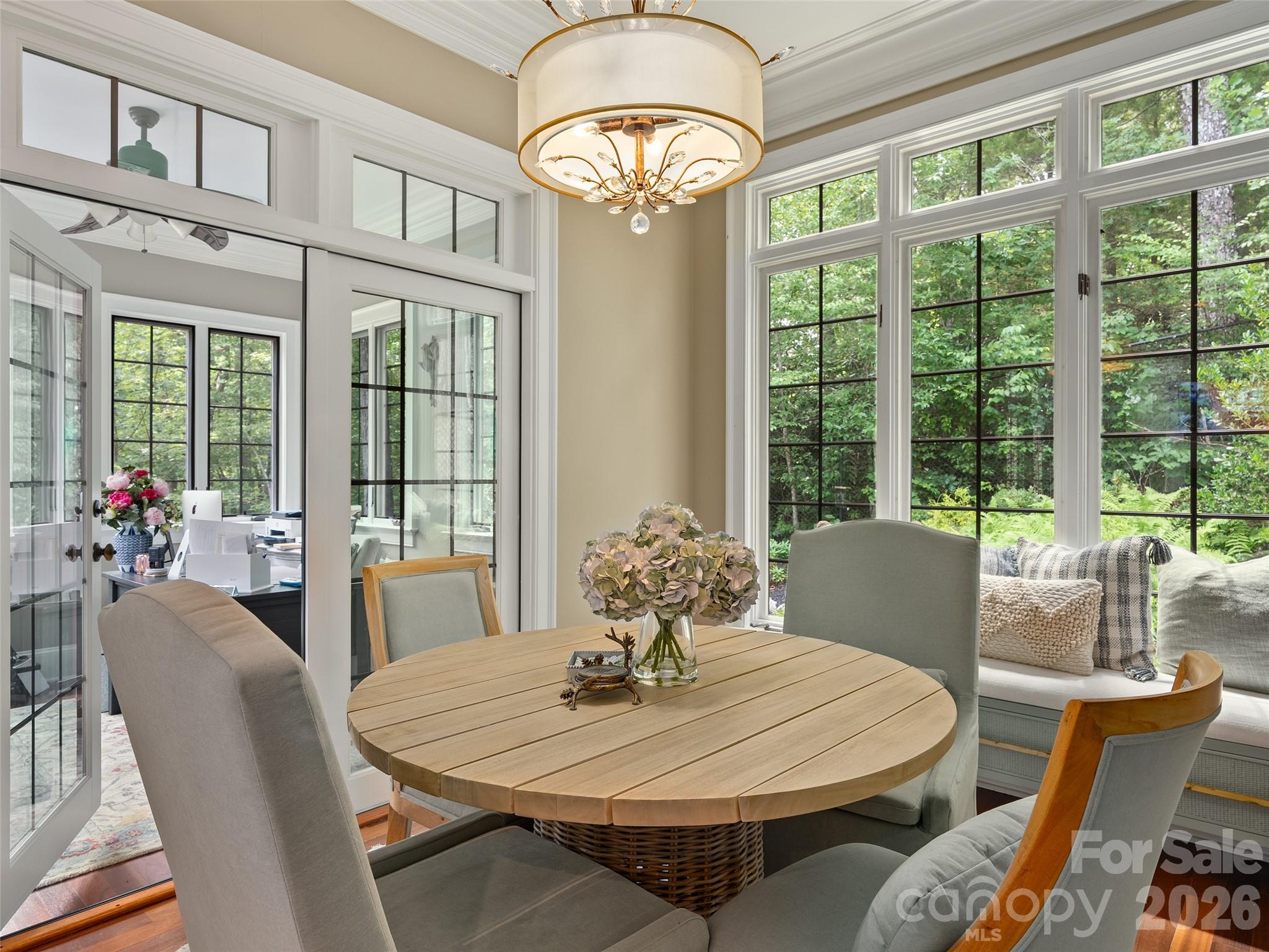 Single Family Residence at 413 Barrington Drive, Asheville, photo 14 of 48