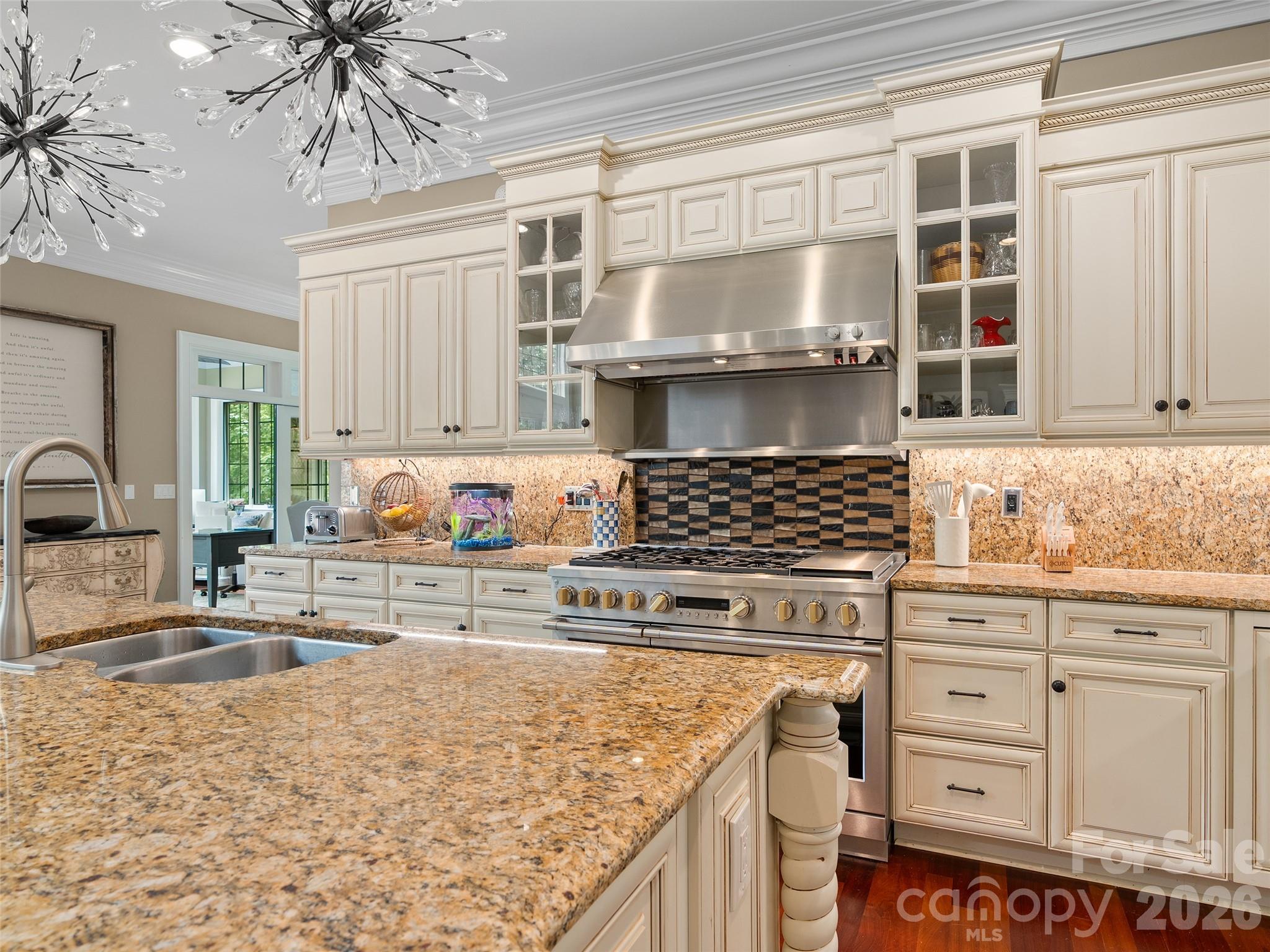 Single Family Residence at 413 Barrington Drive, Asheville, photo 18 of 48