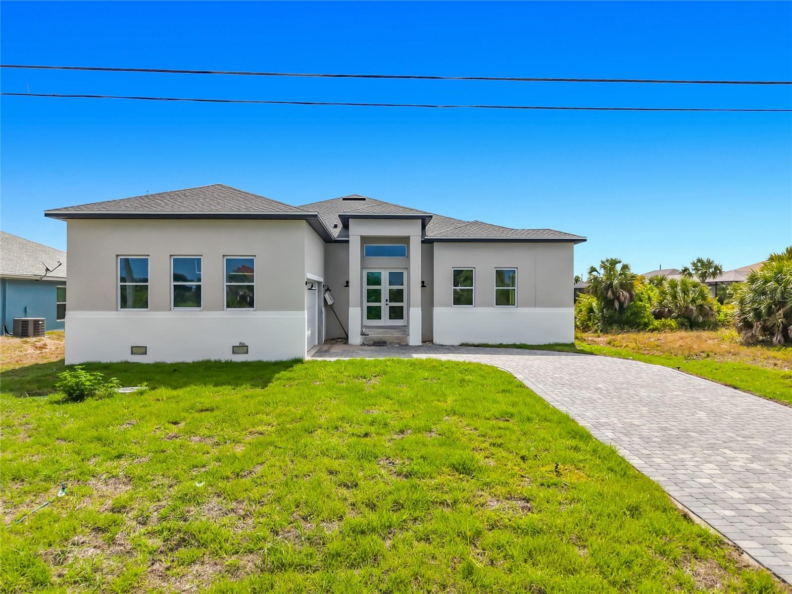 Single Family Residence at 10262 KINGSVILLE DR, PORT CHARLOTTE, photo 2 of 38