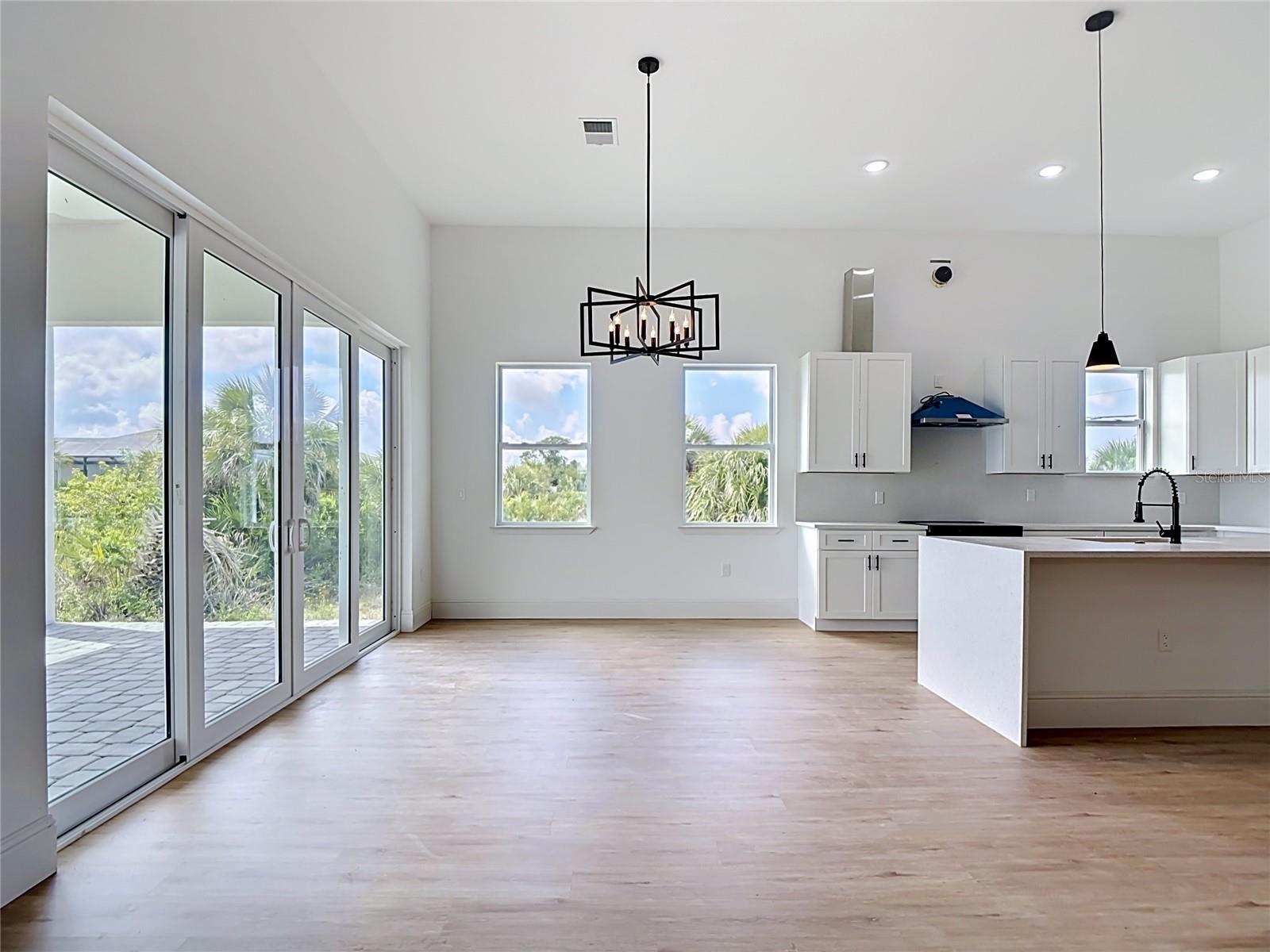 Single Family Residence at 10262 KINGSVILLE DR, PORT CHARLOTTE, photo 17 of 38