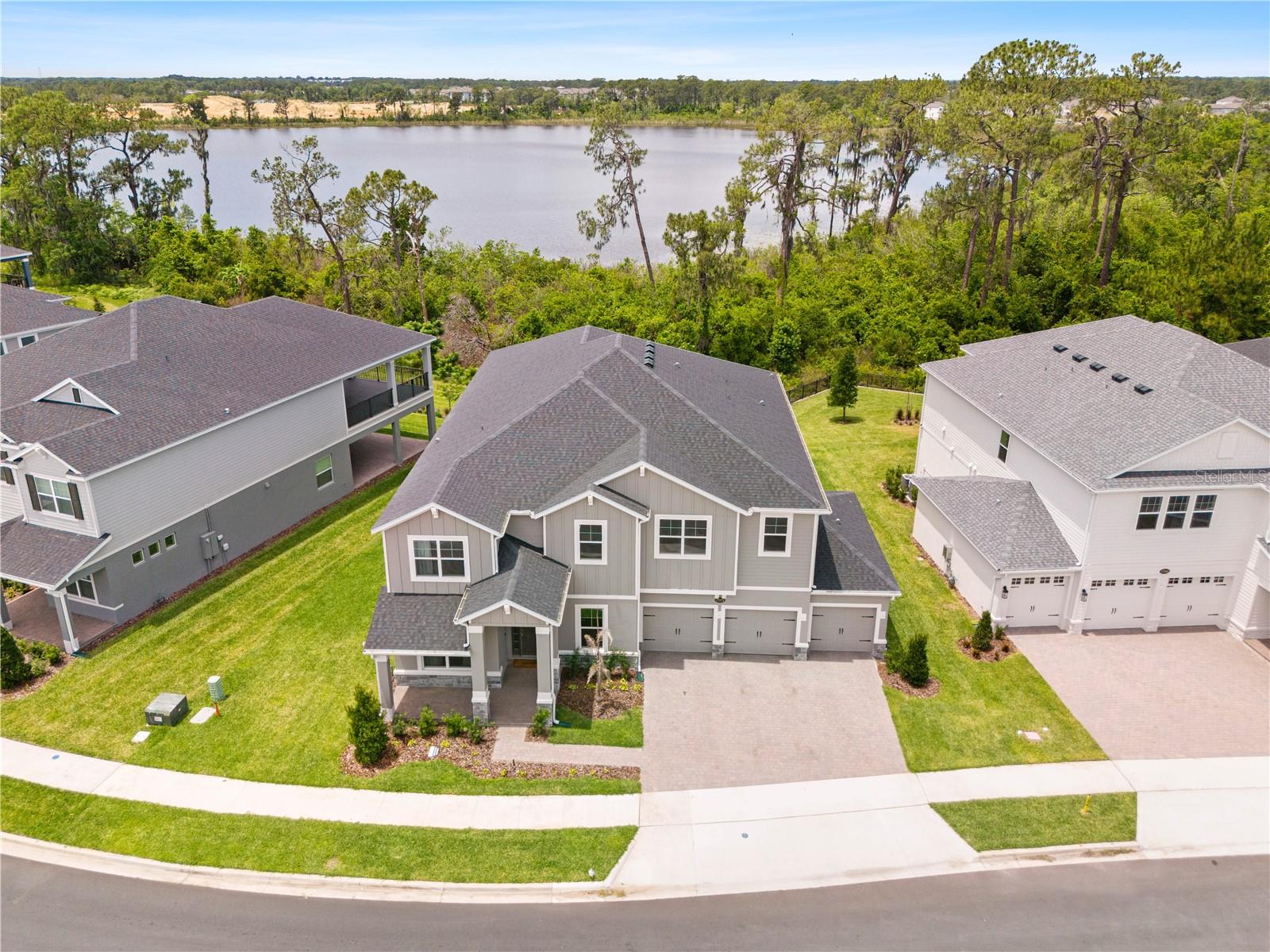 17372 GLOSSY POMELO WAY