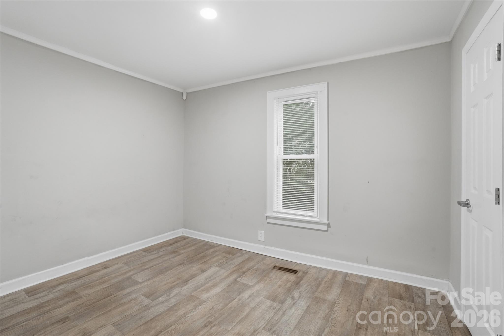 Single Family Residence at 322 Willow Street, Gastonia, photo 19 of 29