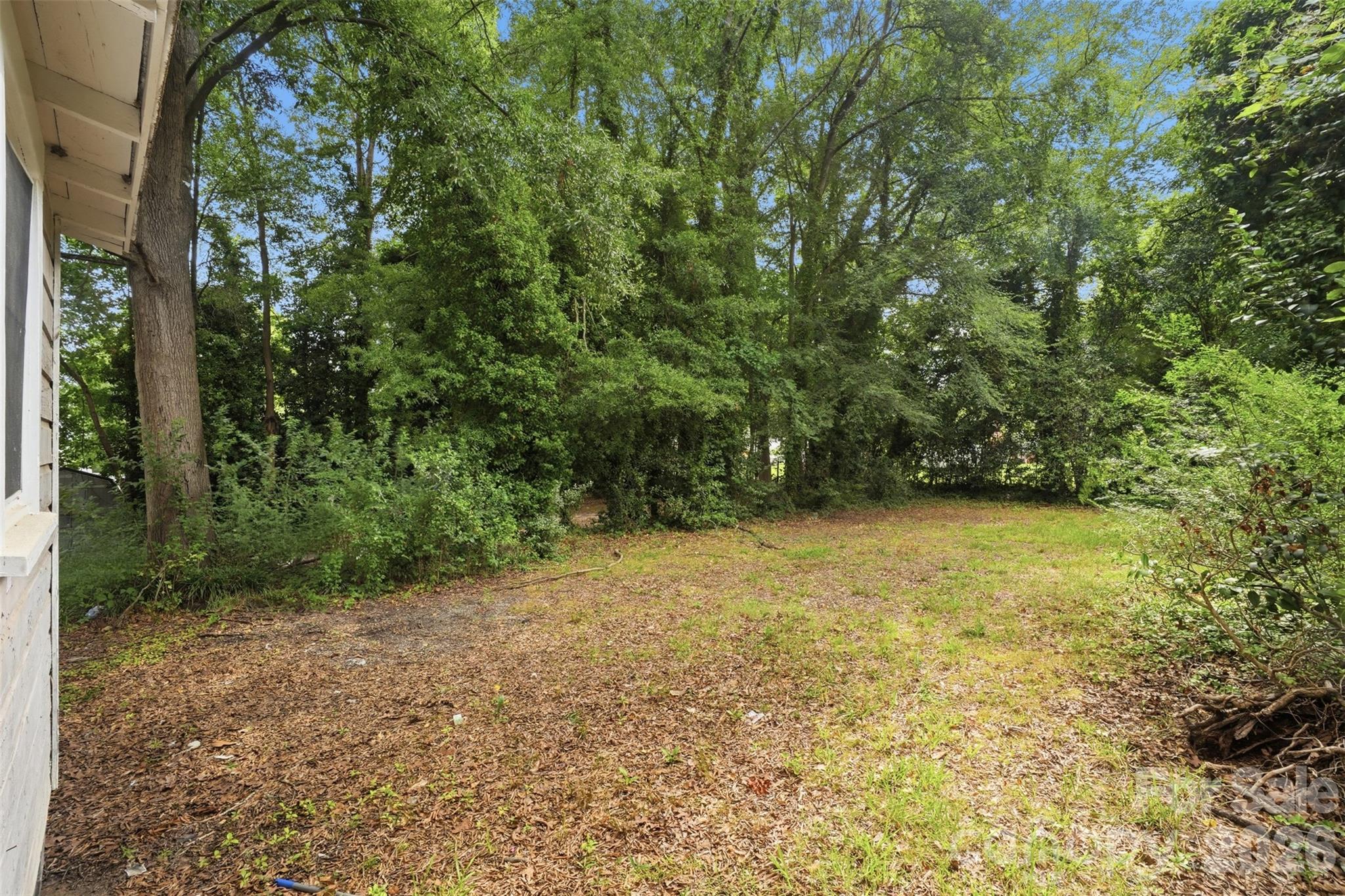 Single Family Residence at 322 Willow Street, Gastonia, photo 23 of 29