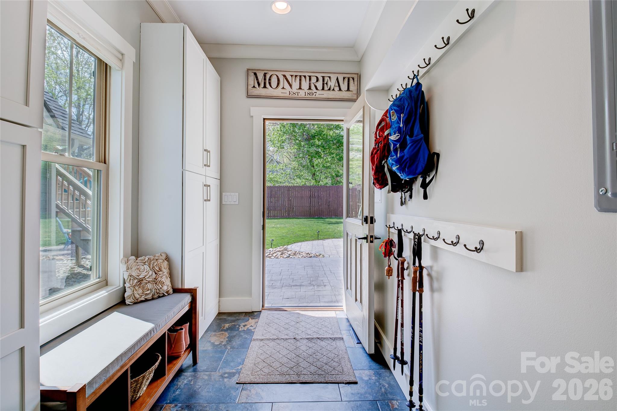 Single Family Residence at 6 Hamlet Street, Black Mountain, photo 18 of 47