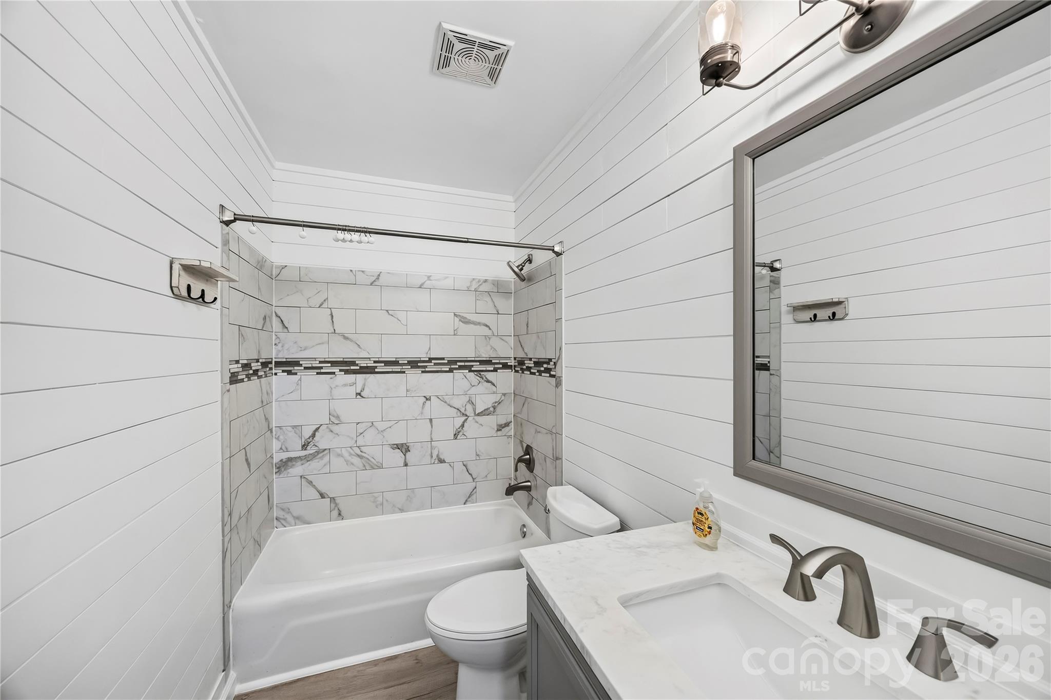 Single Family Residence at 2087 Marquesas Avenue, Tega Cay, photo 18 of 37