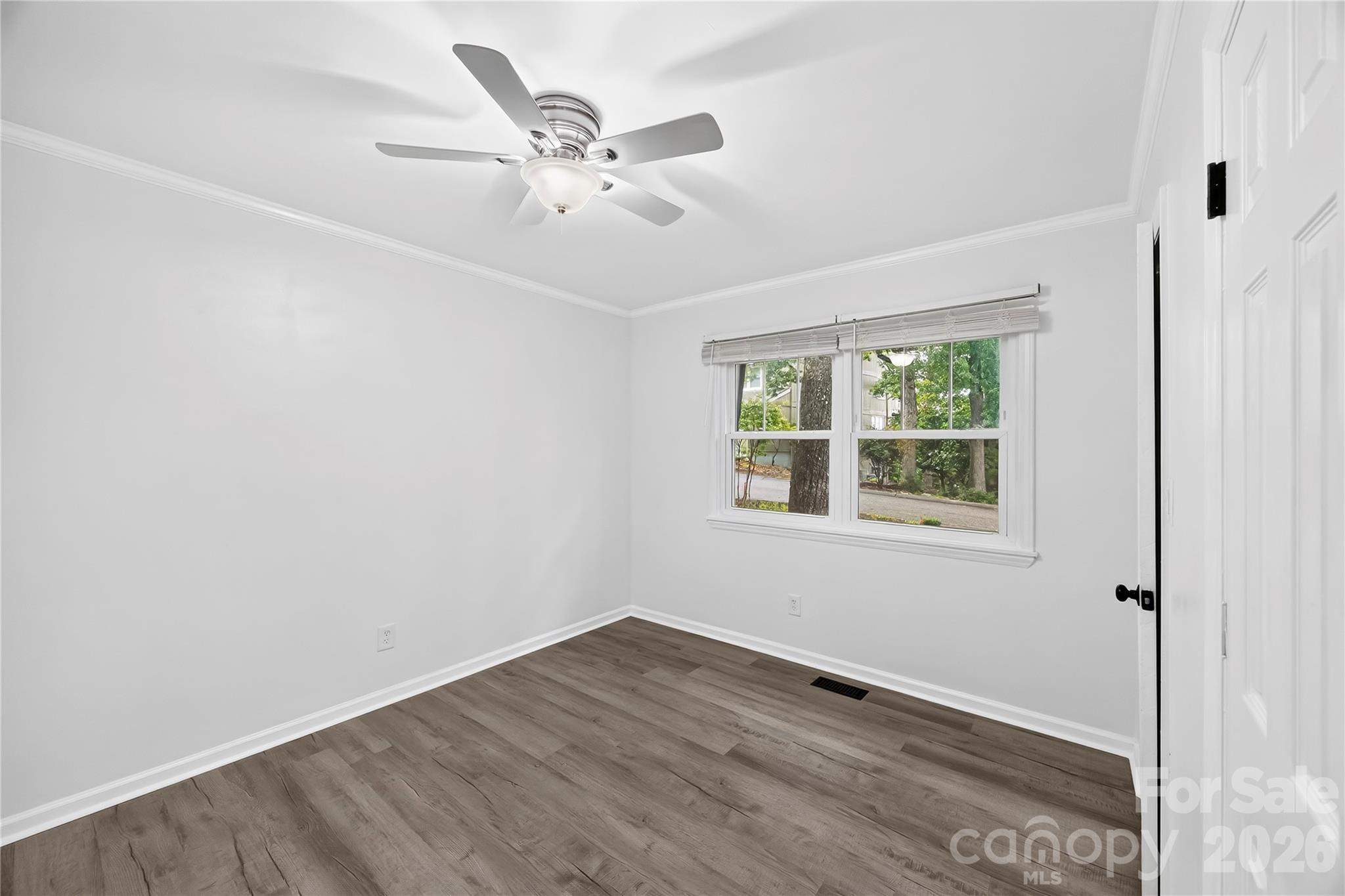 Single Family Residence at 2087 Marquesas Avenue, Tega Cay, photo 20 of 37