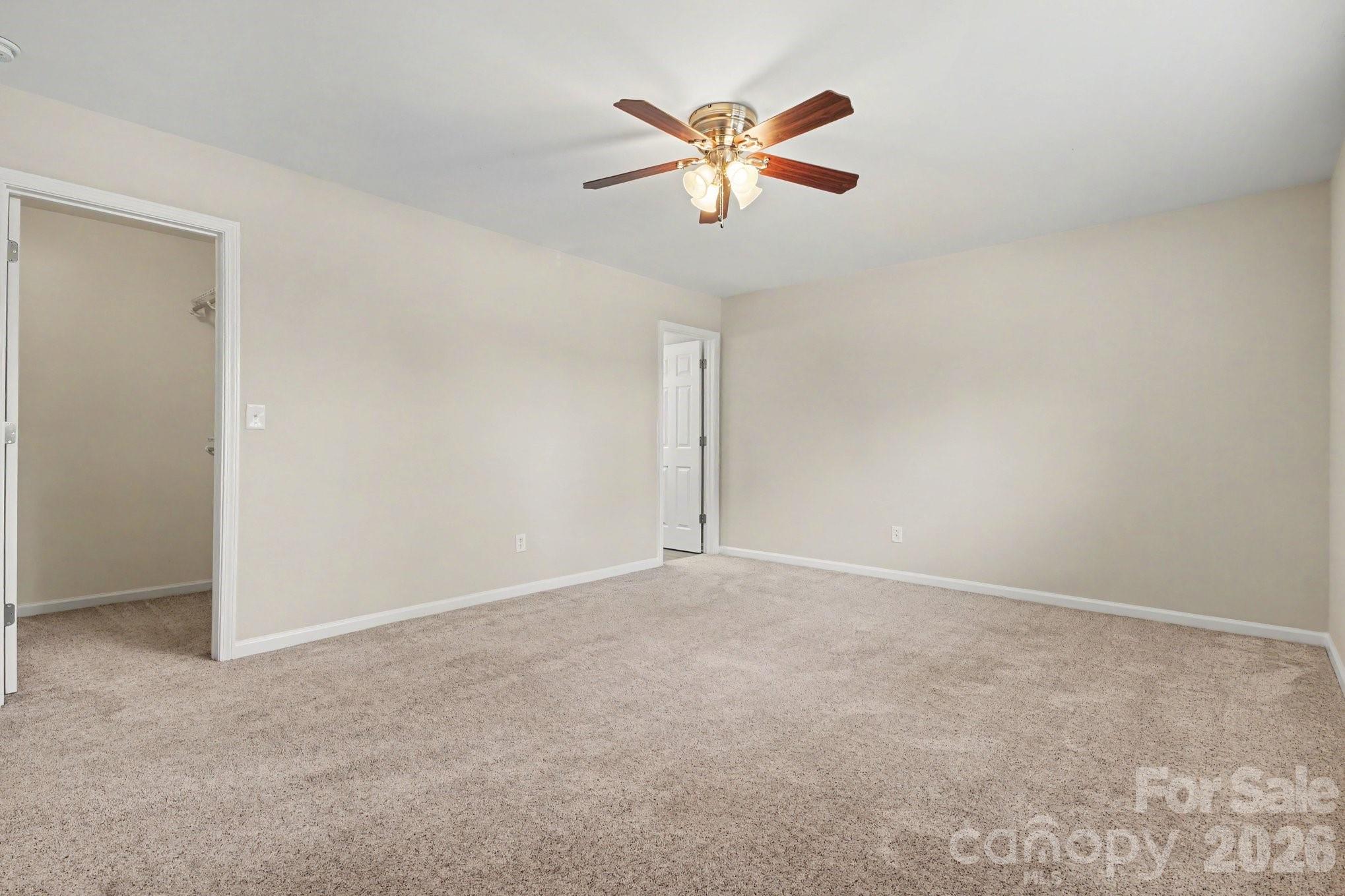 Single Family Residence at 108 Briarwood Lane, Mount Holly, photo 15 of 28