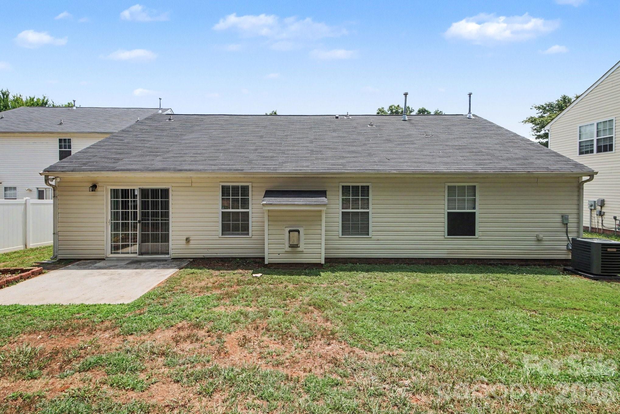 Single Family Residence at 108 Briarwood Lane, Mount Holly, photo 26 of 28